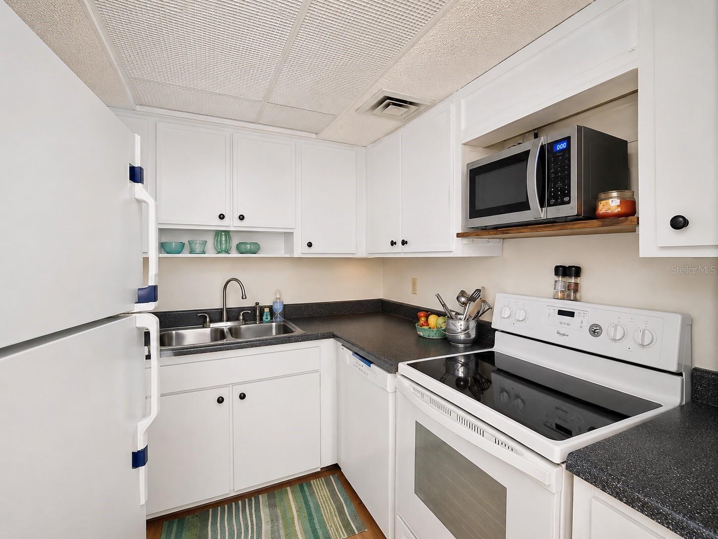 2437 HARBOR BLVD #102, PORT CHARLOTTE, FL, 33952