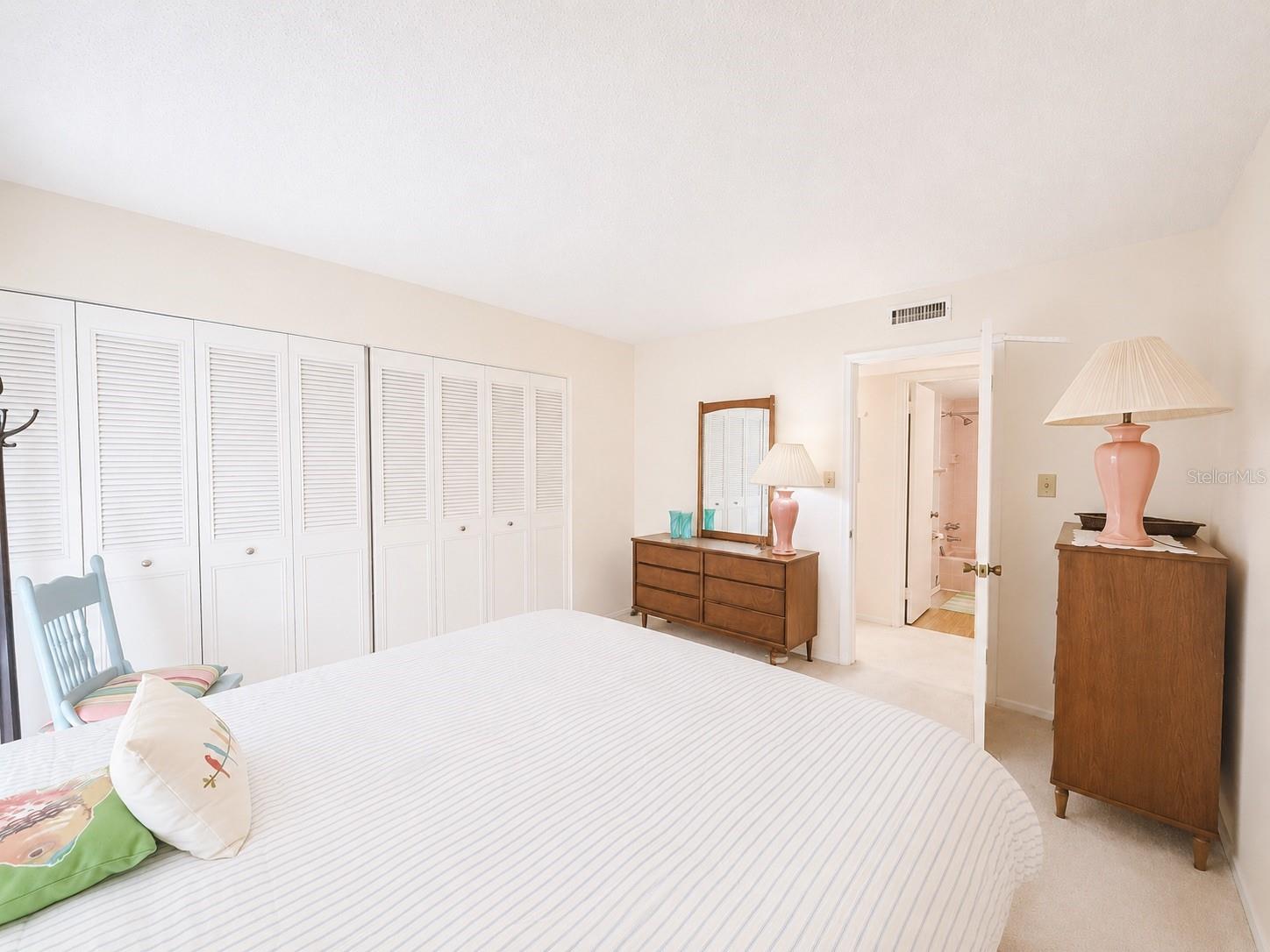 2437 HARBOR BLVD #102, PORT CHARLOTTE, FL, 33952