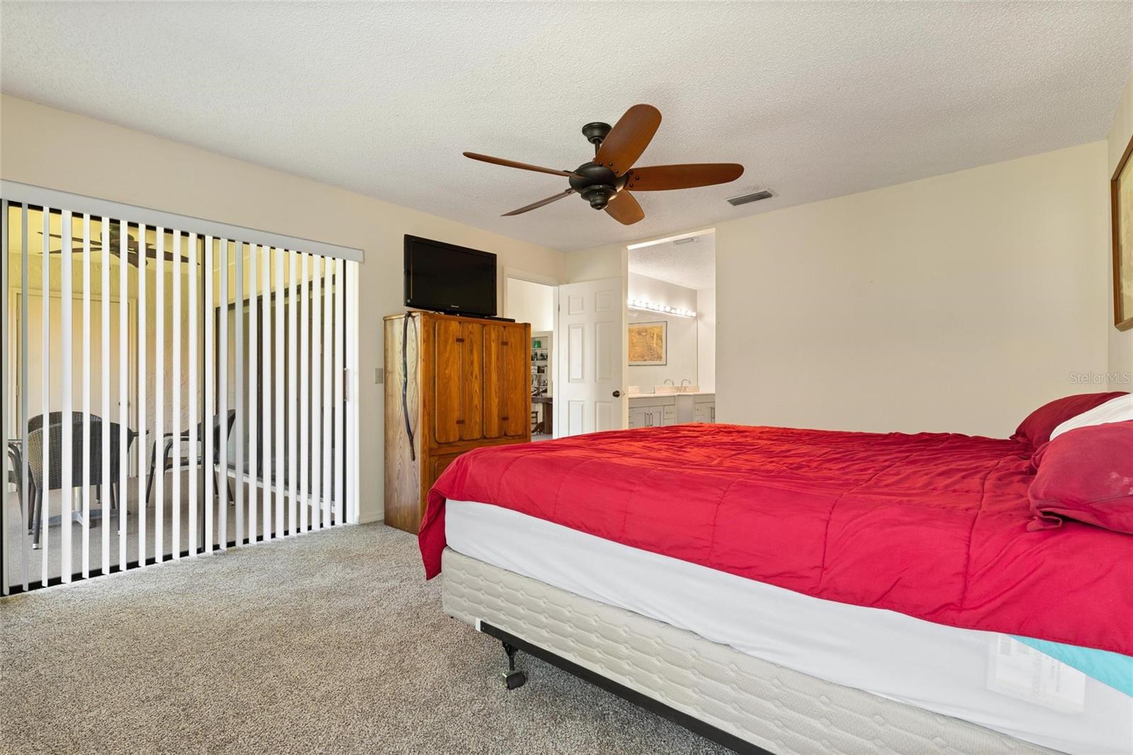 1801 E LAKE RD #4E, PALM HARBOR, FL, 34685