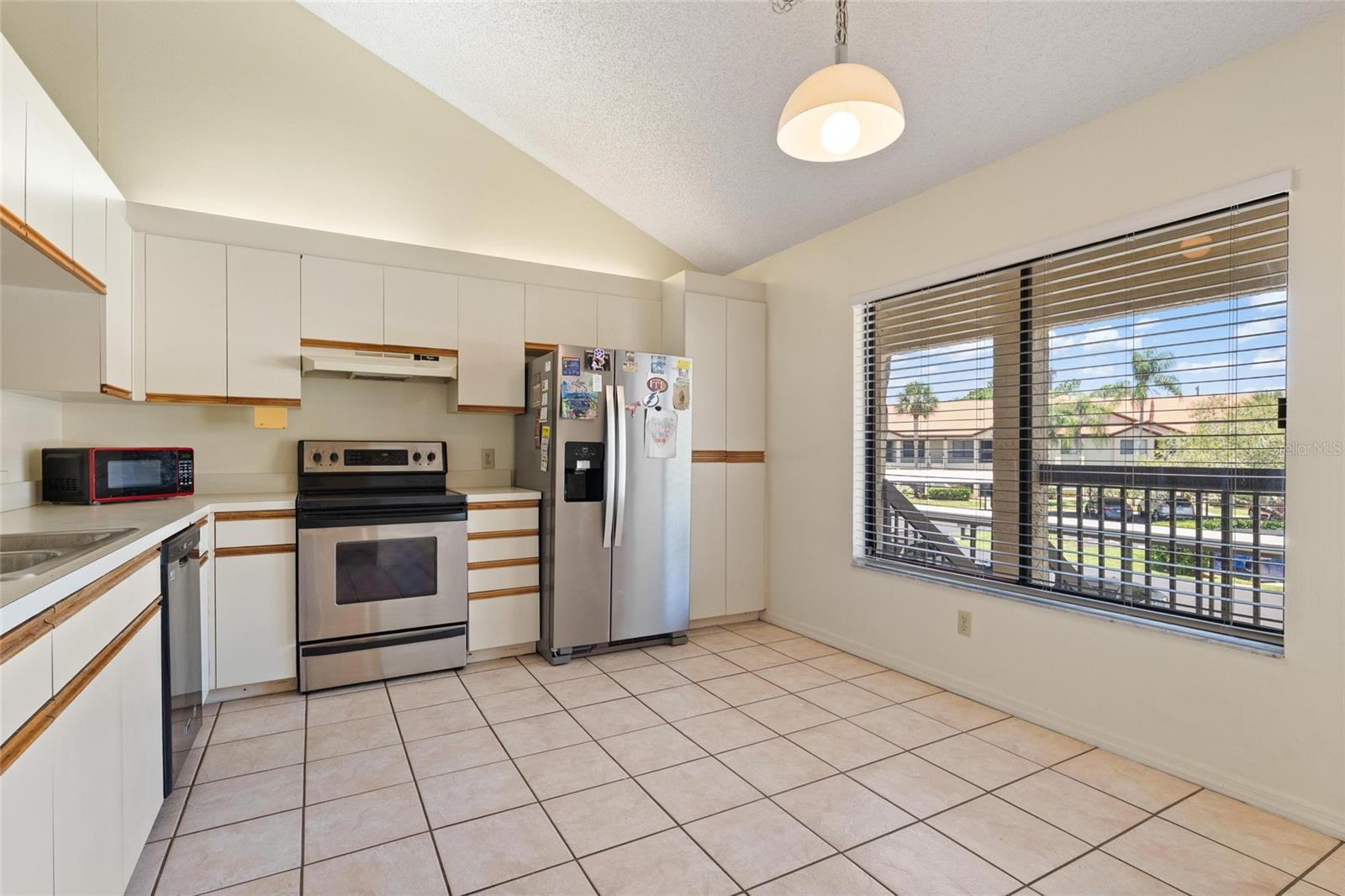 1801 E LAKE RD #4E, PALM HARBOR, FL, 34685