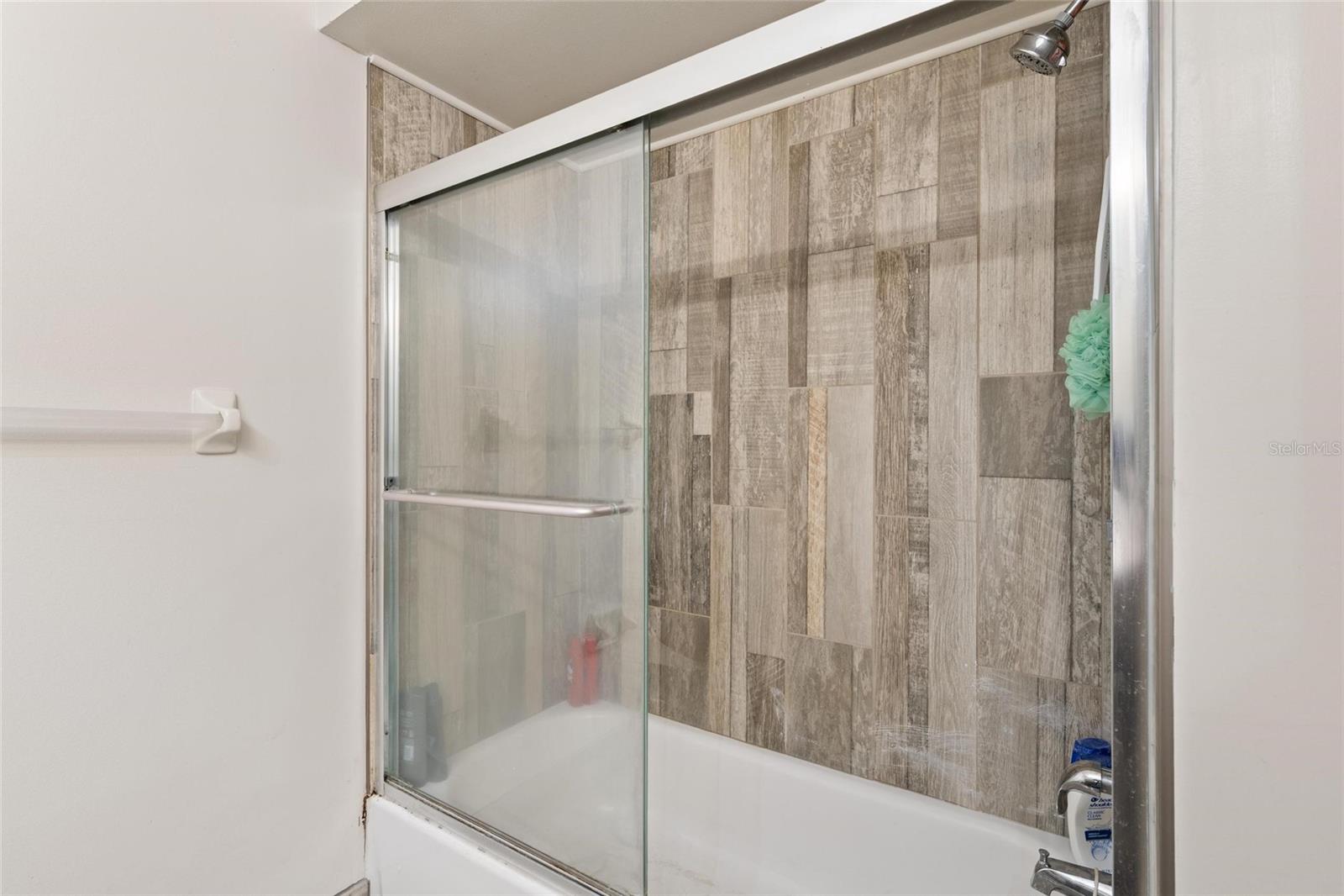 1801 E LAKE RD #4E, PALM HARBOR, FL, 34685