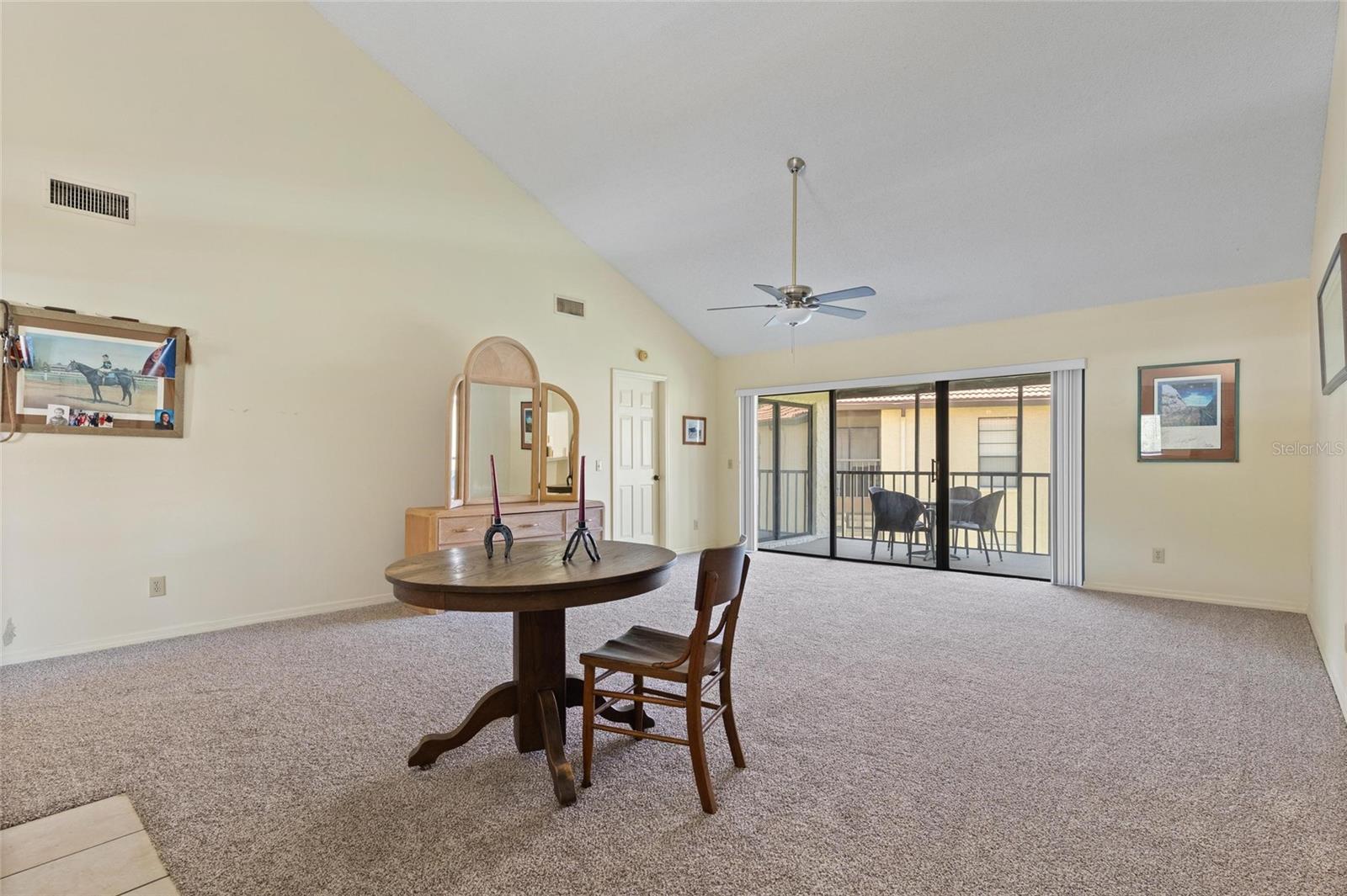 1801 E LAKE RD #4E, PALM HARBOR, FL, 34685