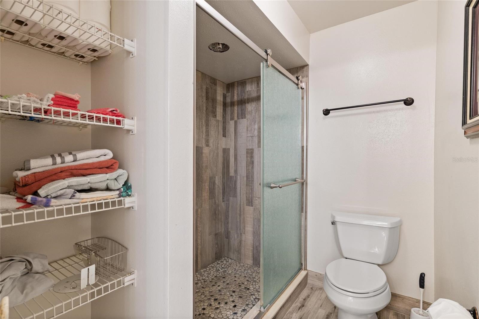 1801 E LAKE RD #4E, PALM HARBOR, FL, 34685