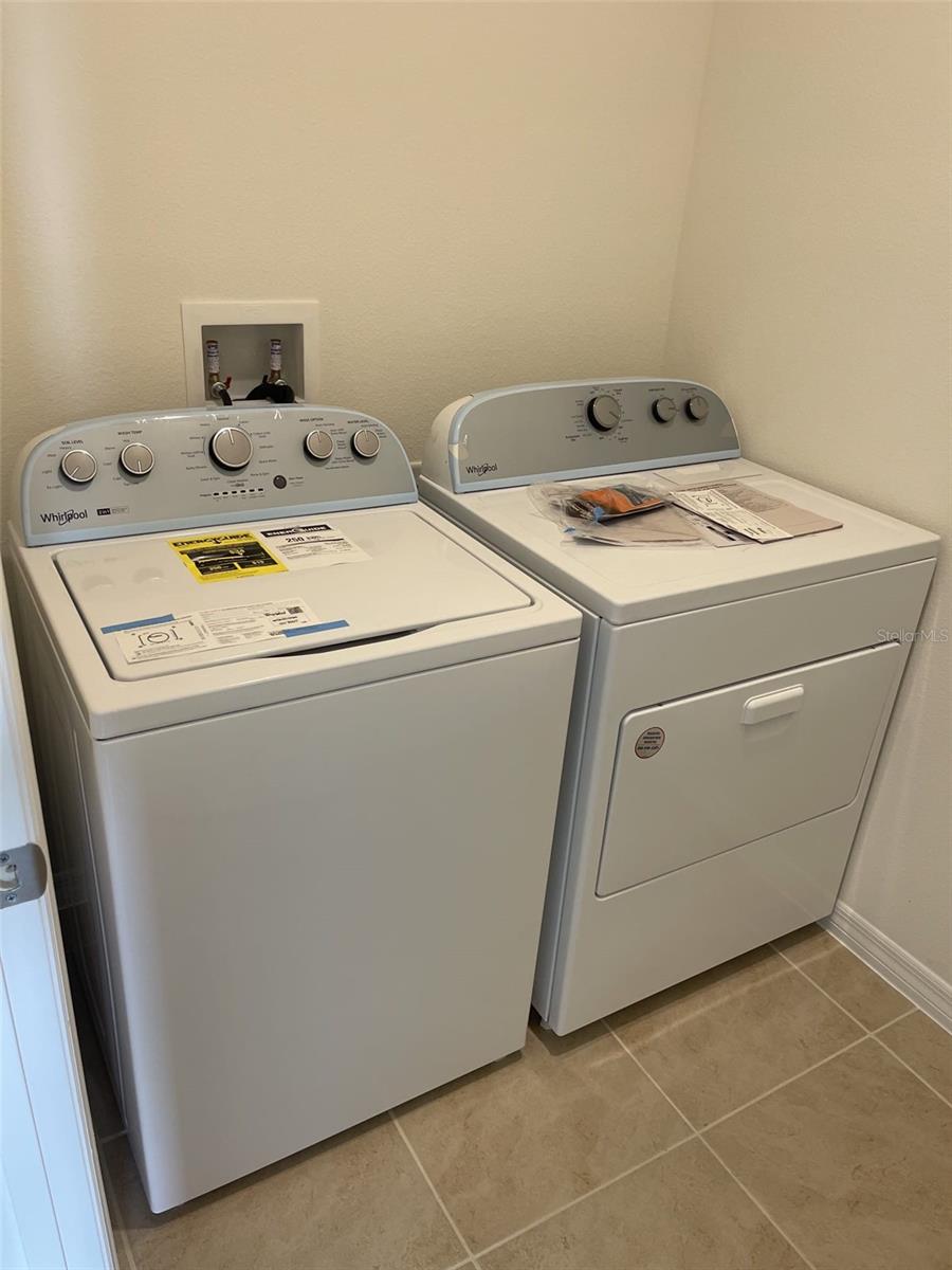 927 WATERFALL BLVD, DAVENPORT, FL, 33837
