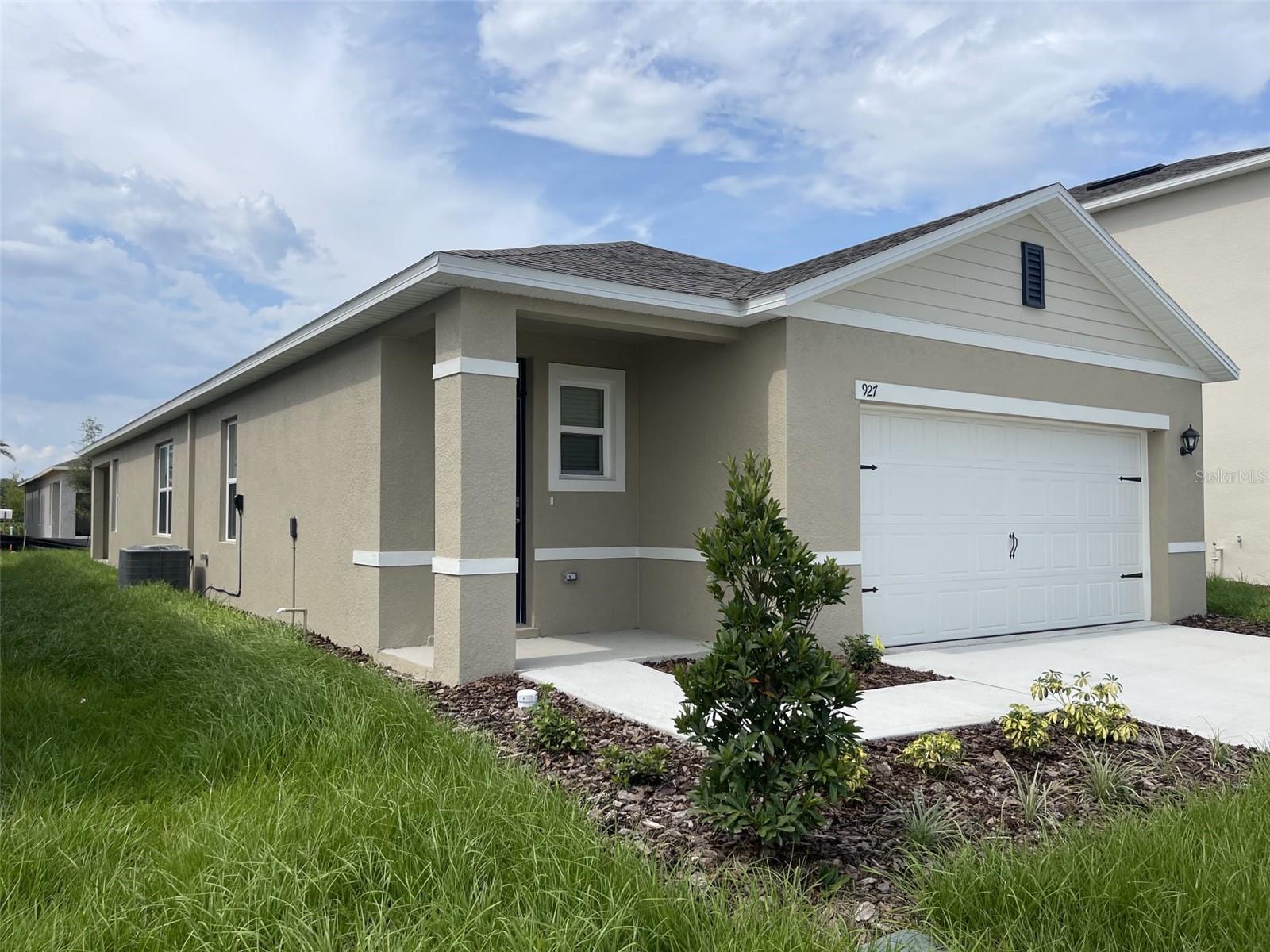 927 WATERFALL BLVD, DAVENPORT, FL, 33837