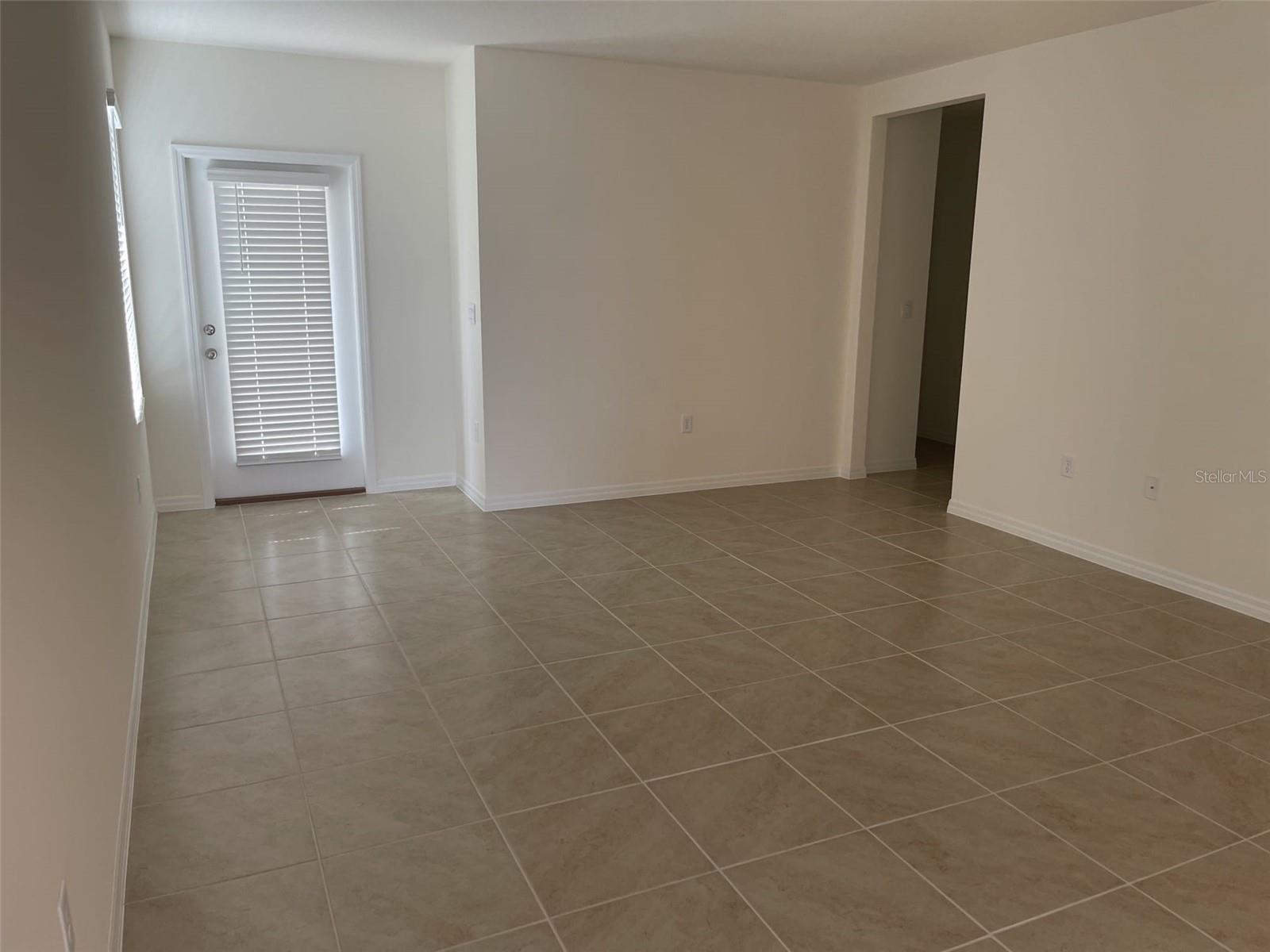 927 WATERFALL BLVD, DAVENPORT, FL, 33837