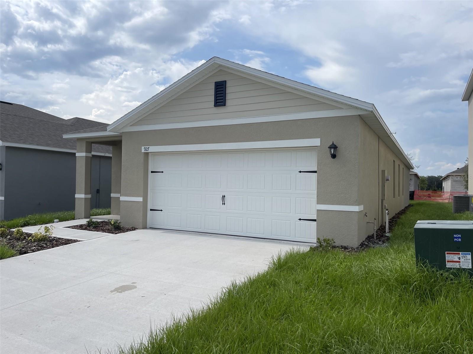 927 WATERFALL BLVD, DAVENPORT, FL, 33837