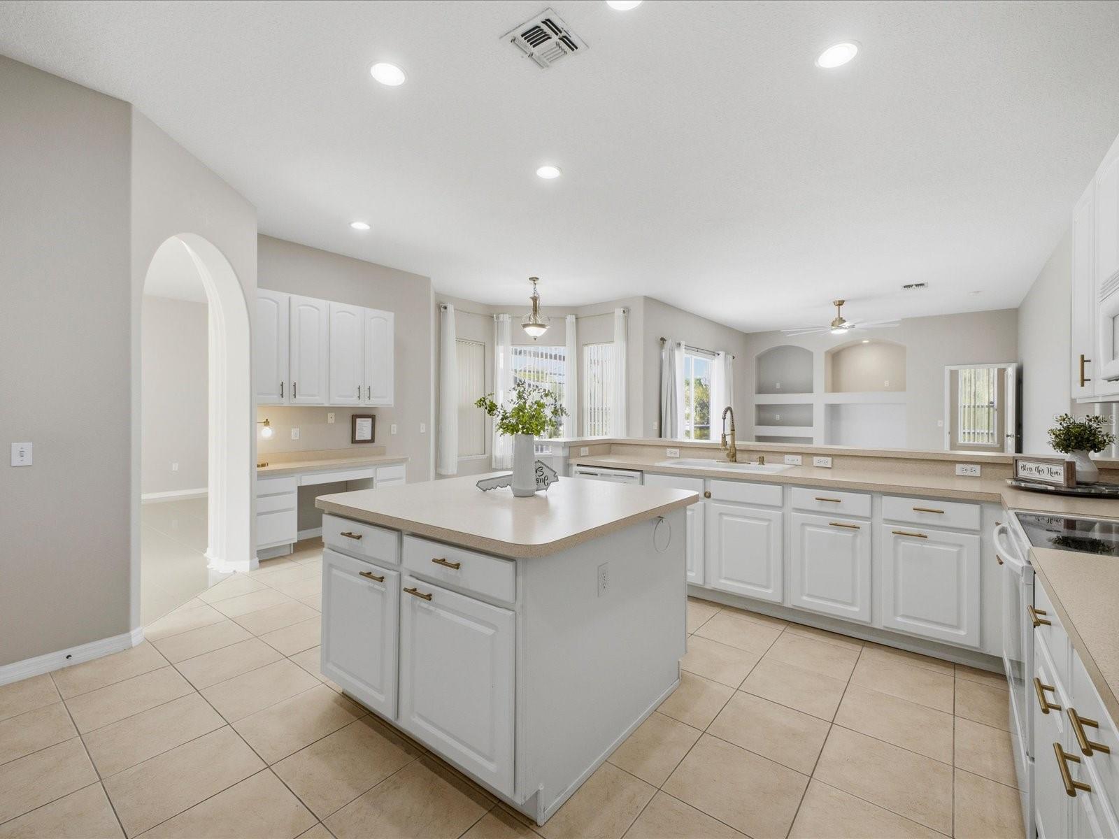 1416 GRAND RESERVE DR, DAVENPORT, FL, 33837