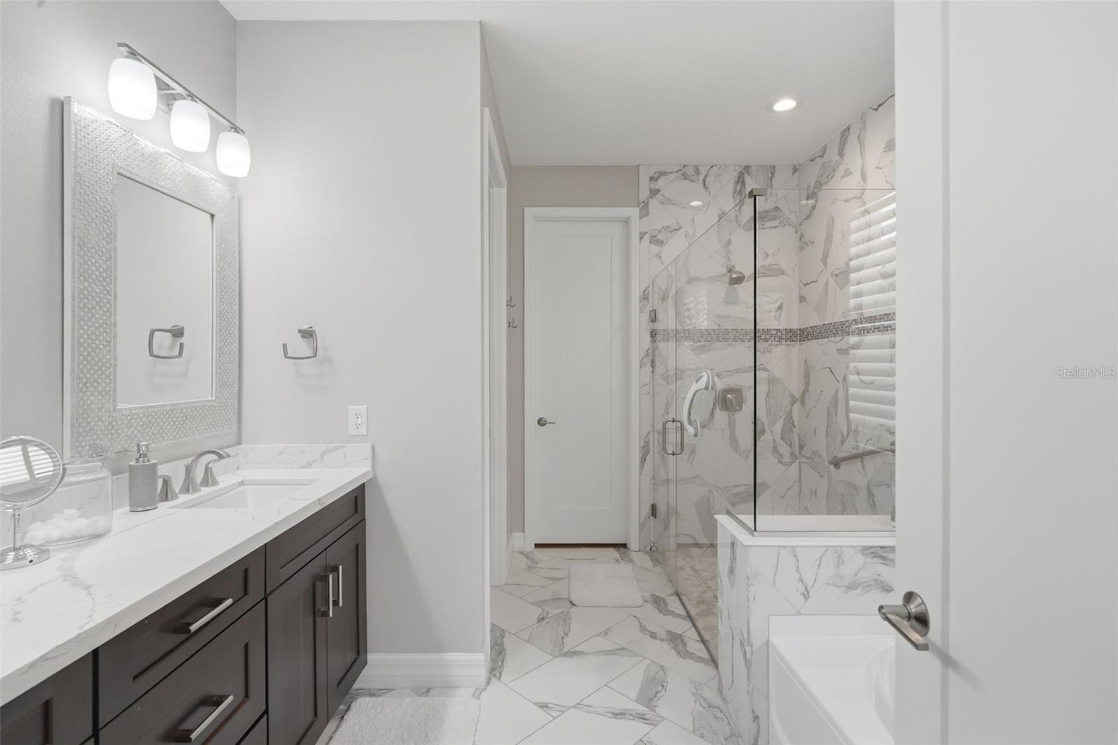 2336 OXMOOR DR, DELAND, FL, 32724