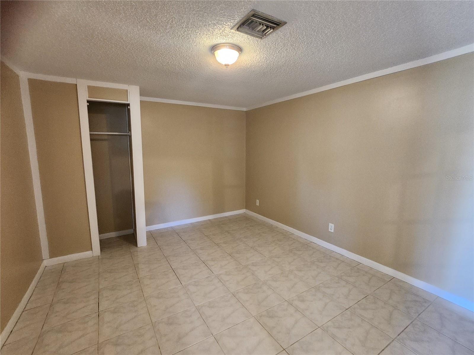 2429 CENTENNIAL BLVD, LEESBURG, FL, 34748