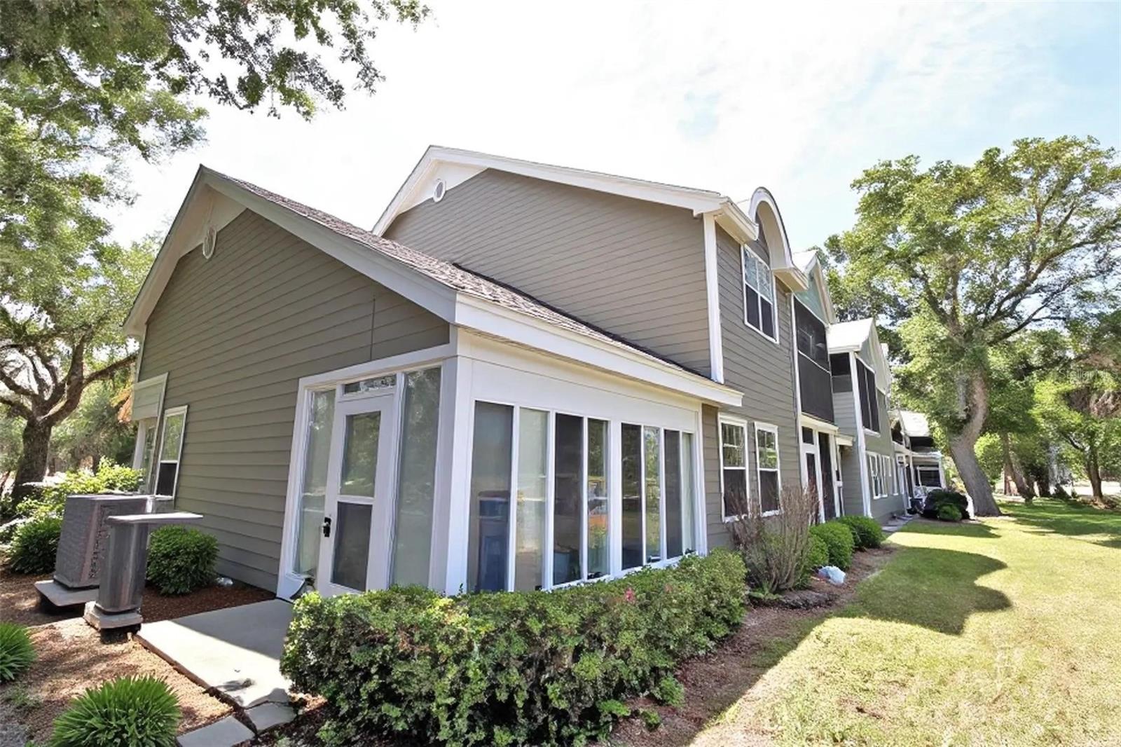 101 GRAND OAKS CIR #101, DAYTONA BEACH, FL, 32114