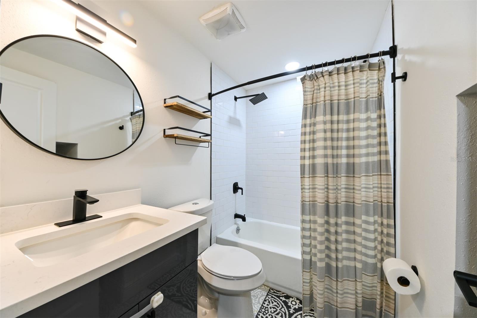 4114 W OLIVE ST, TAMPA, FL, 33616