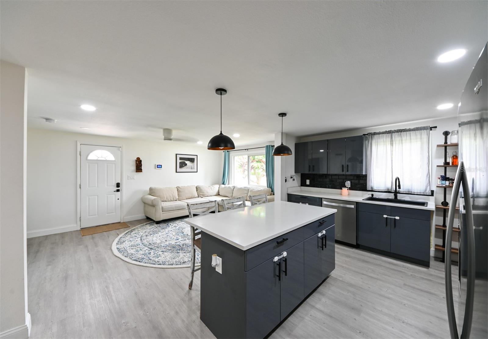 4114 W OLIVE ST, TAMPA, FL, 33616