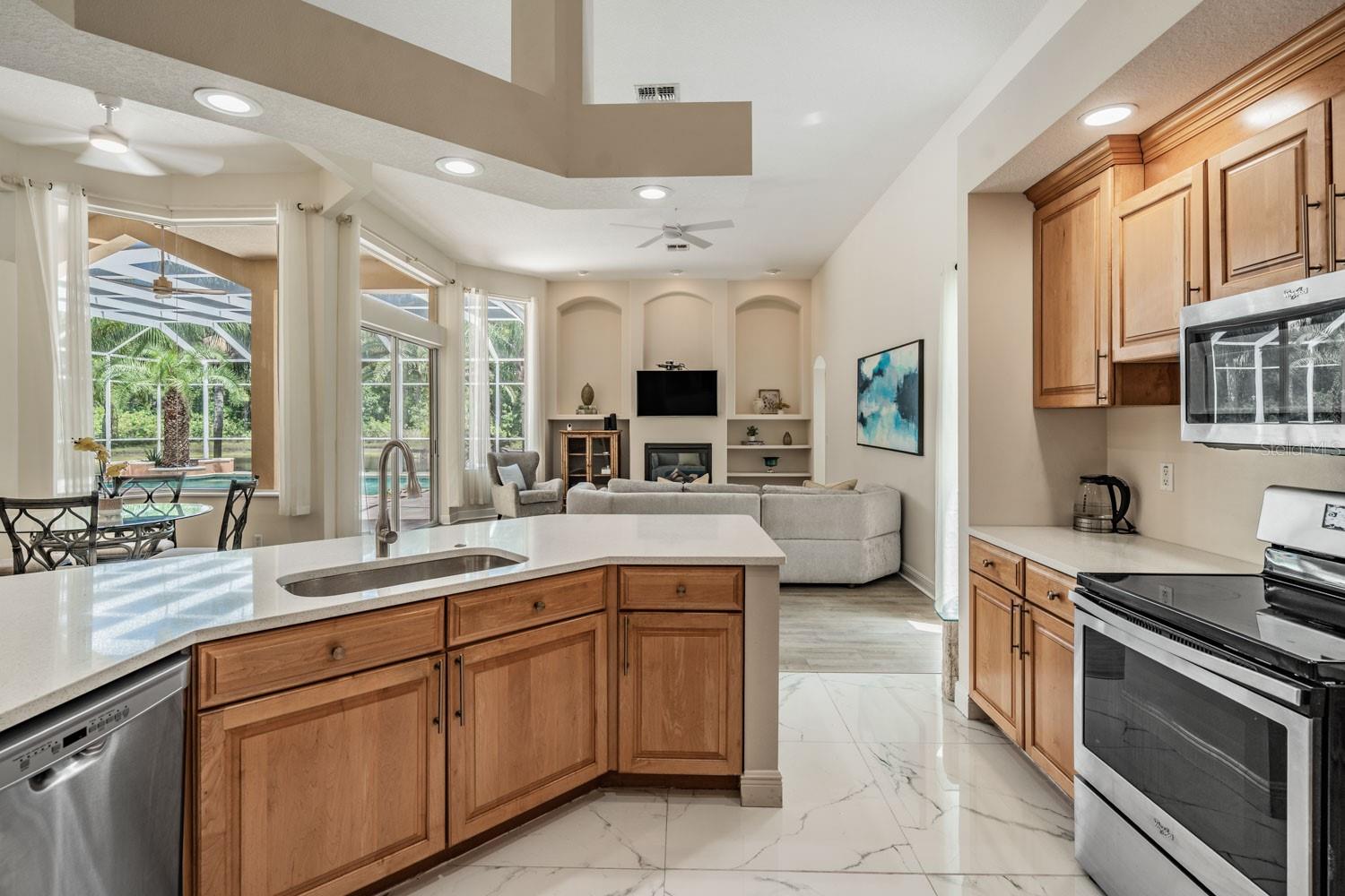 4561 ROANOAK WAY, PALM HARBOR, FL, 34685
