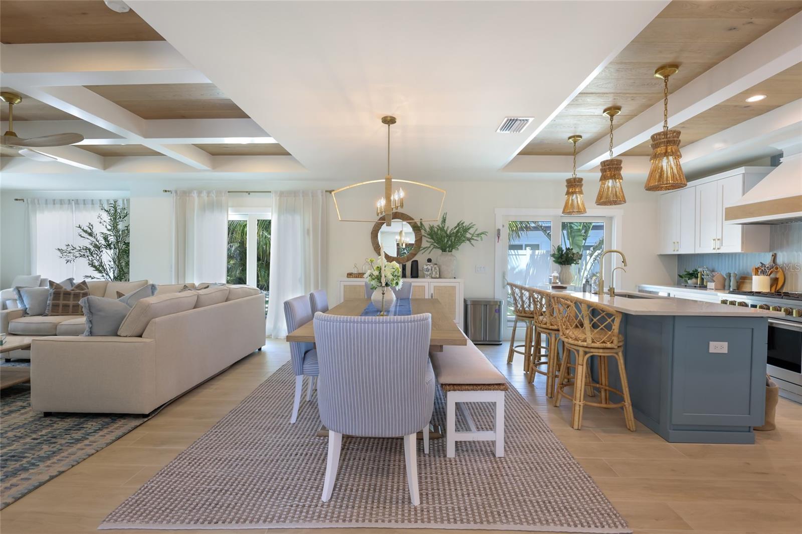 6401 MARINA DR, HOLMES BEACH, FL, 34217