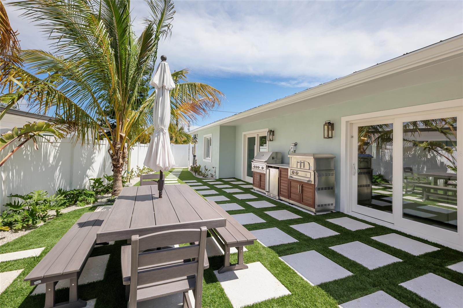 6401 MARINA DR, HOLMES BEACH, FL, 34217