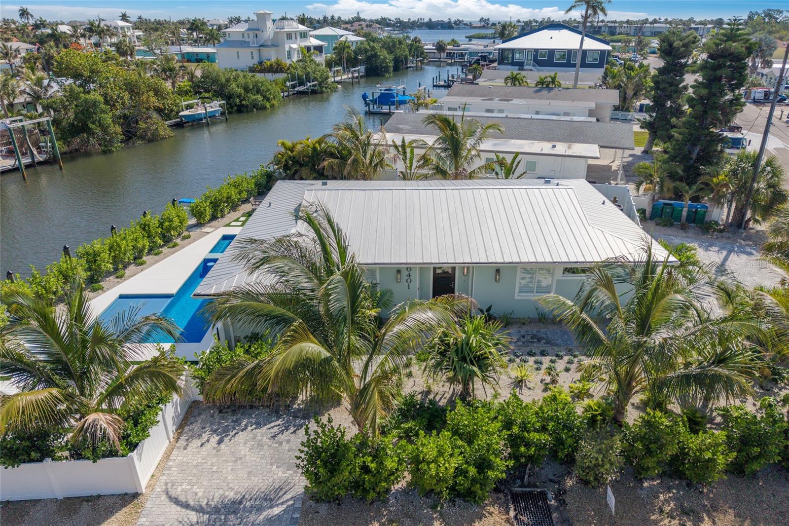 6401 MARINA DR, HOLMES BEACH, FL, 34217