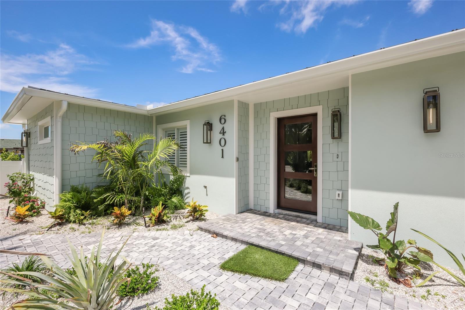 6401 MARINA DR, HOLMES BEACH, FL, 34217