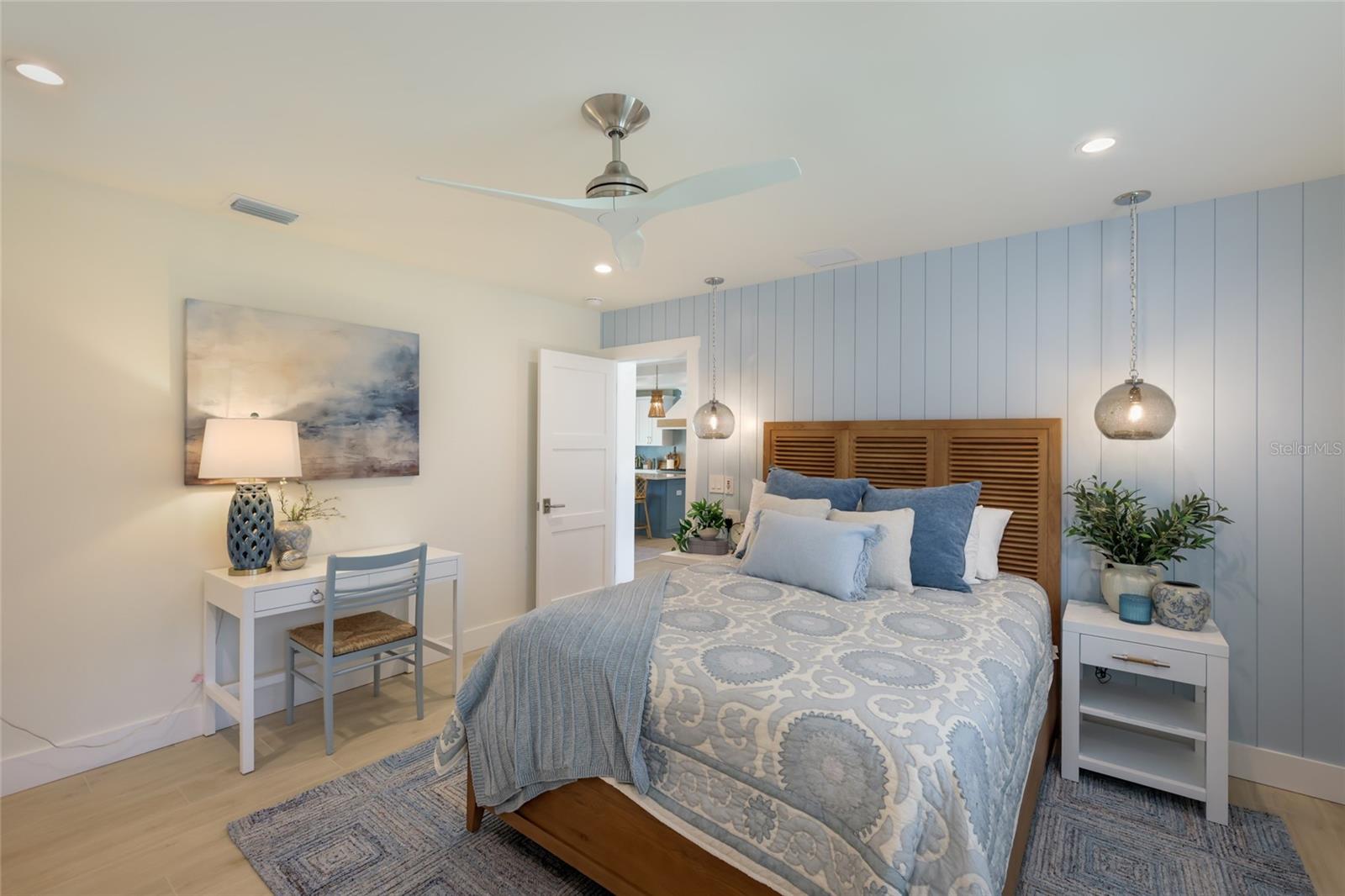 6401 MARINA DR, HOLMES BEACH, FL, 34217