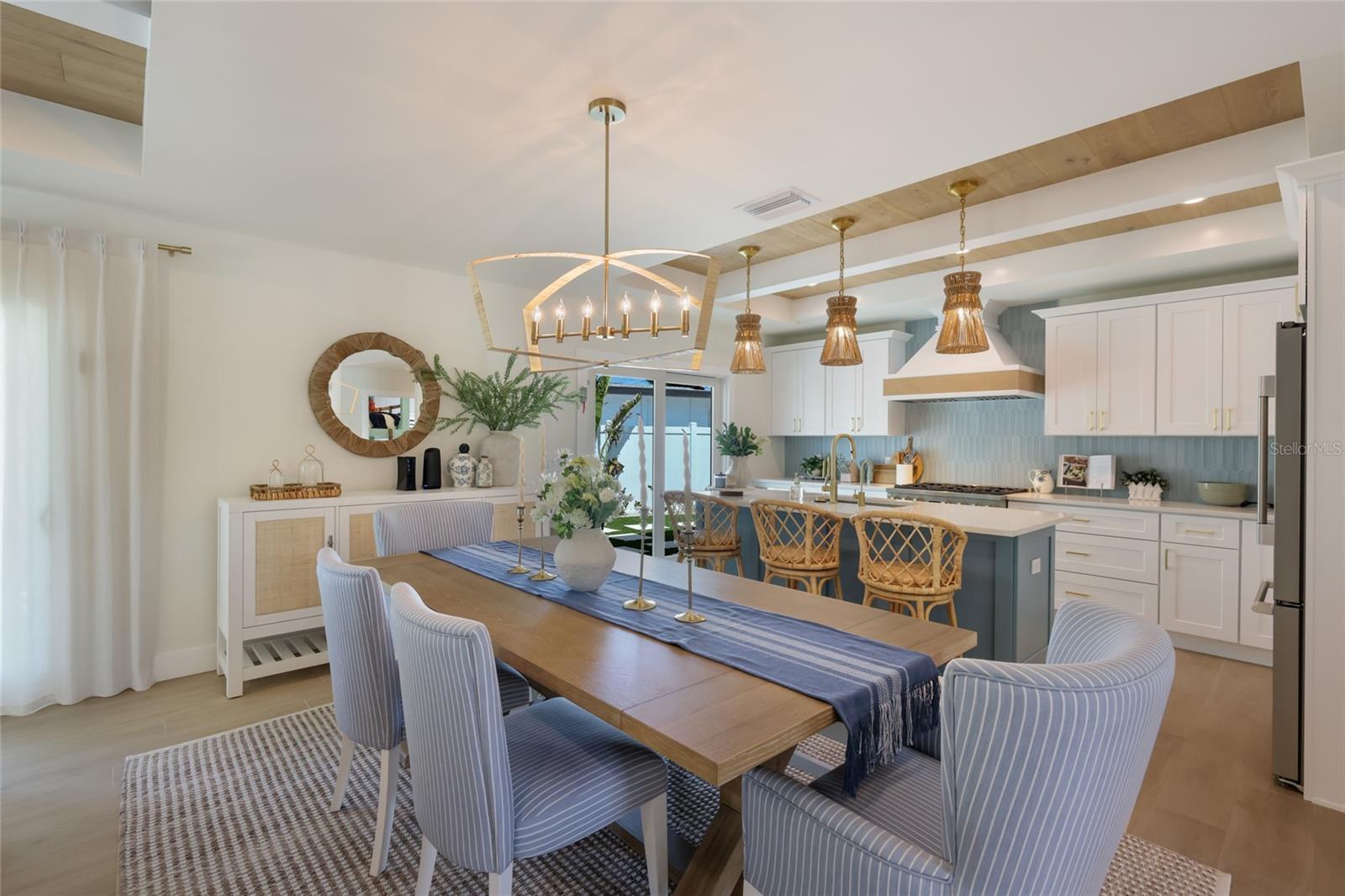 6401 MARINA DR, HOLMES BEACH, FL, 34217