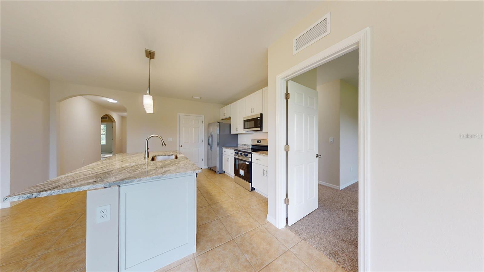7317 MIKASA DR, PUNTA GORDA, FL, 33950