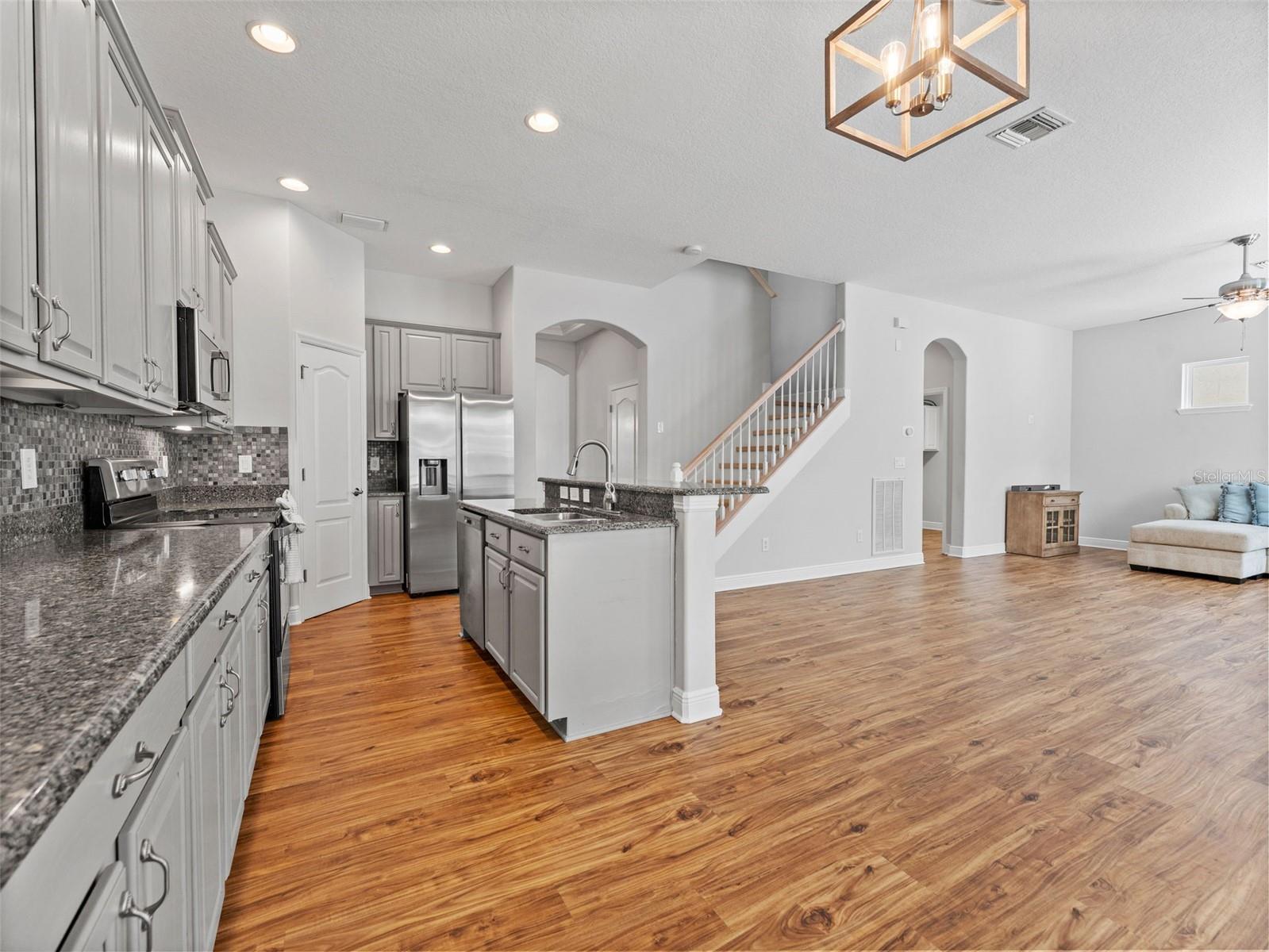7606 S SPARKMAN ST, TAMPA, FL, 33616