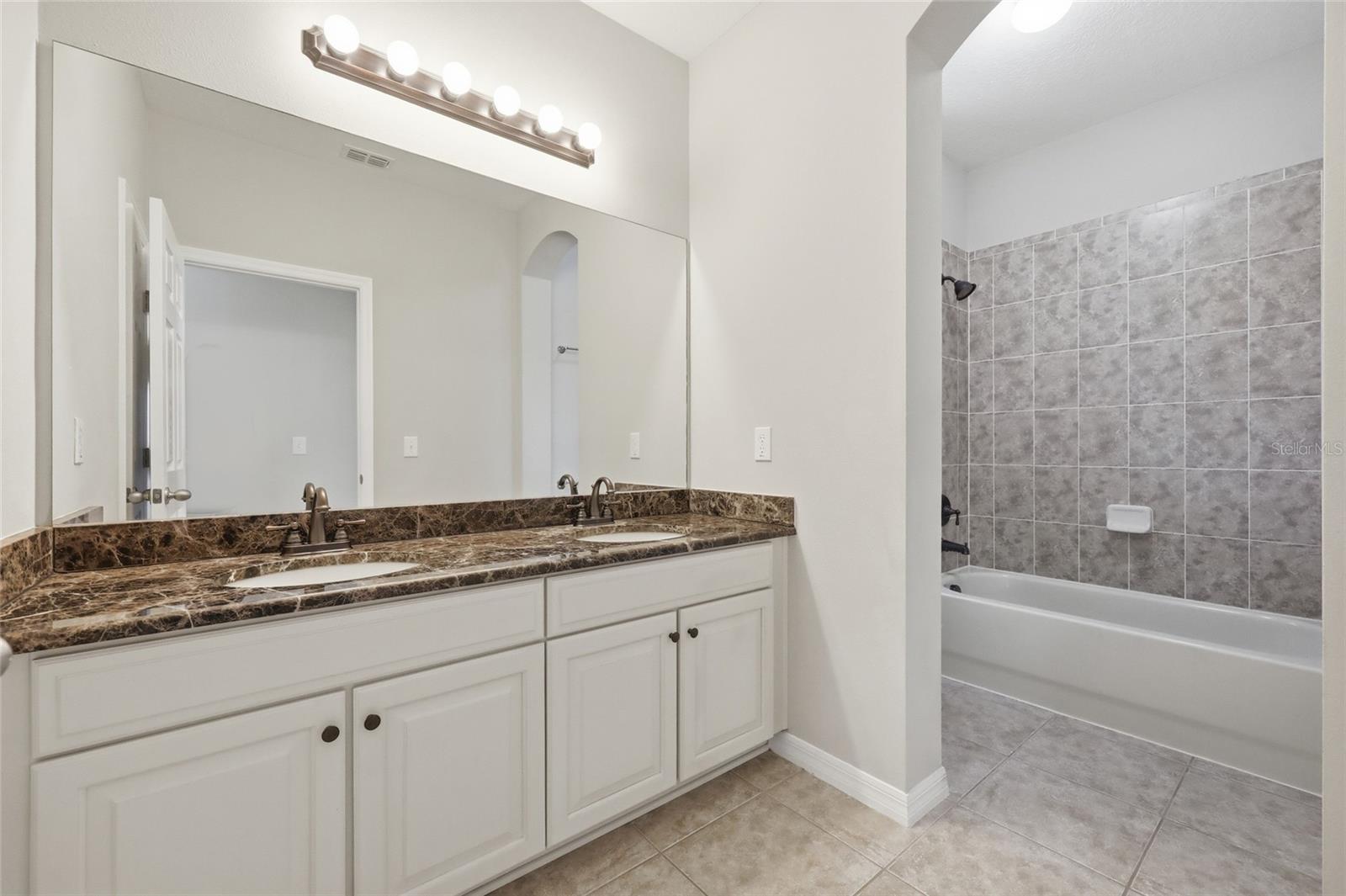 15232 FIRELIGHT DR, WINTER GARDEN, FL, 34787