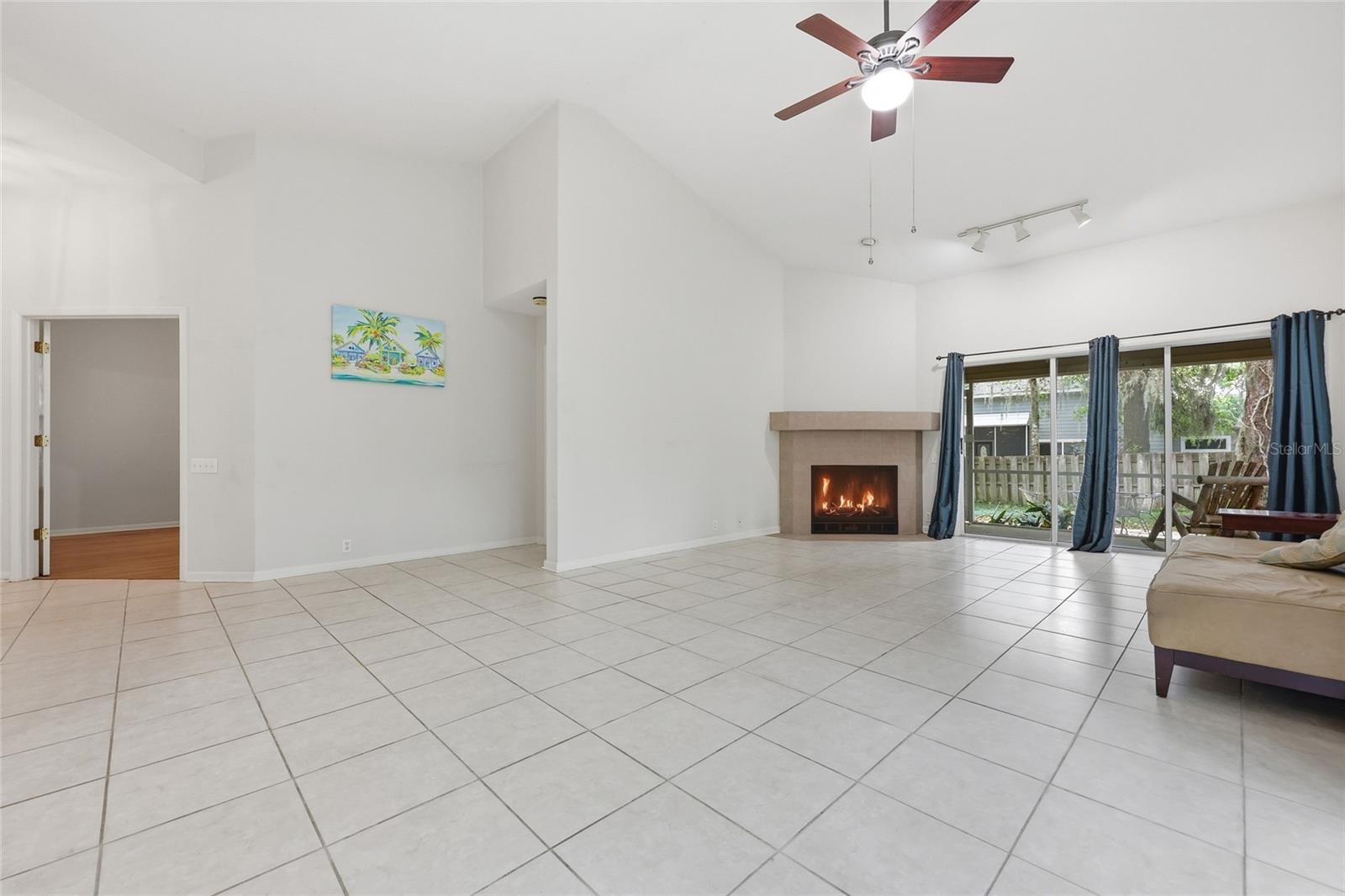 1736 NW 16TH PL, GAINESVILLE, FL, 32605