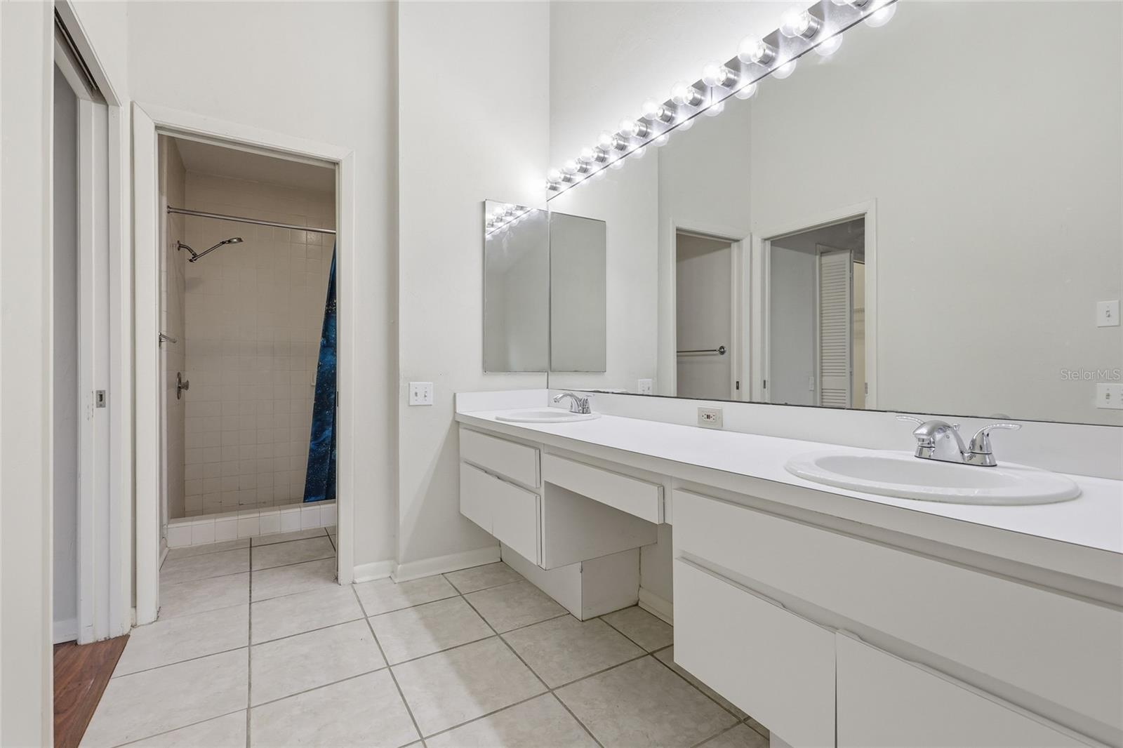 1736 NW 16TH PL, GAINESVILLE, FL, 32605