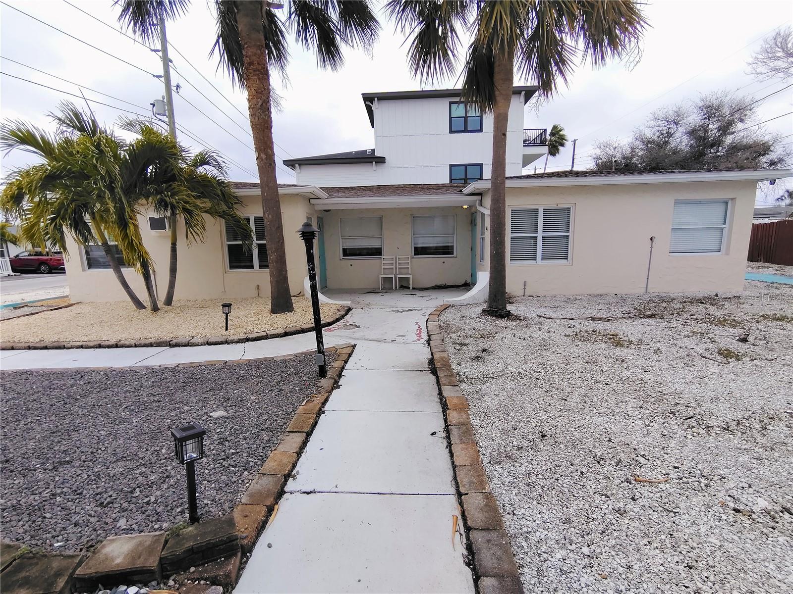 115 145TH AVE E #3, MADEIRA BEACH, FL, 33708