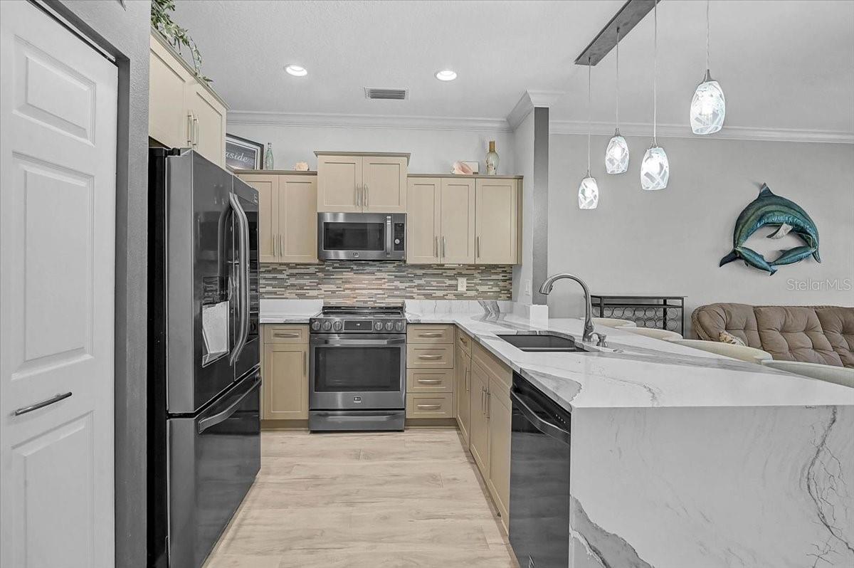 1423 GULF DR N, BRADENTON BEACH, FL, 34217