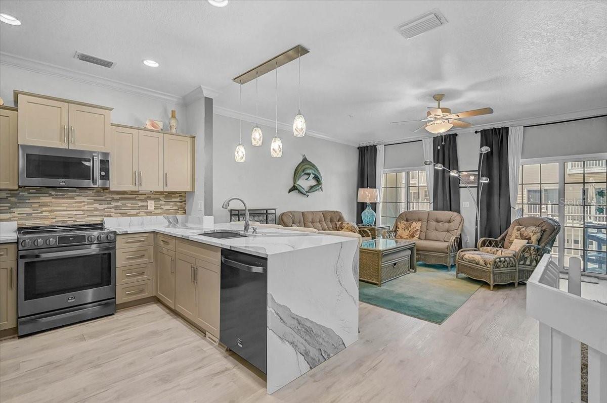 1423 GULF DR N, BRADENTON BEACH, FL, 34217