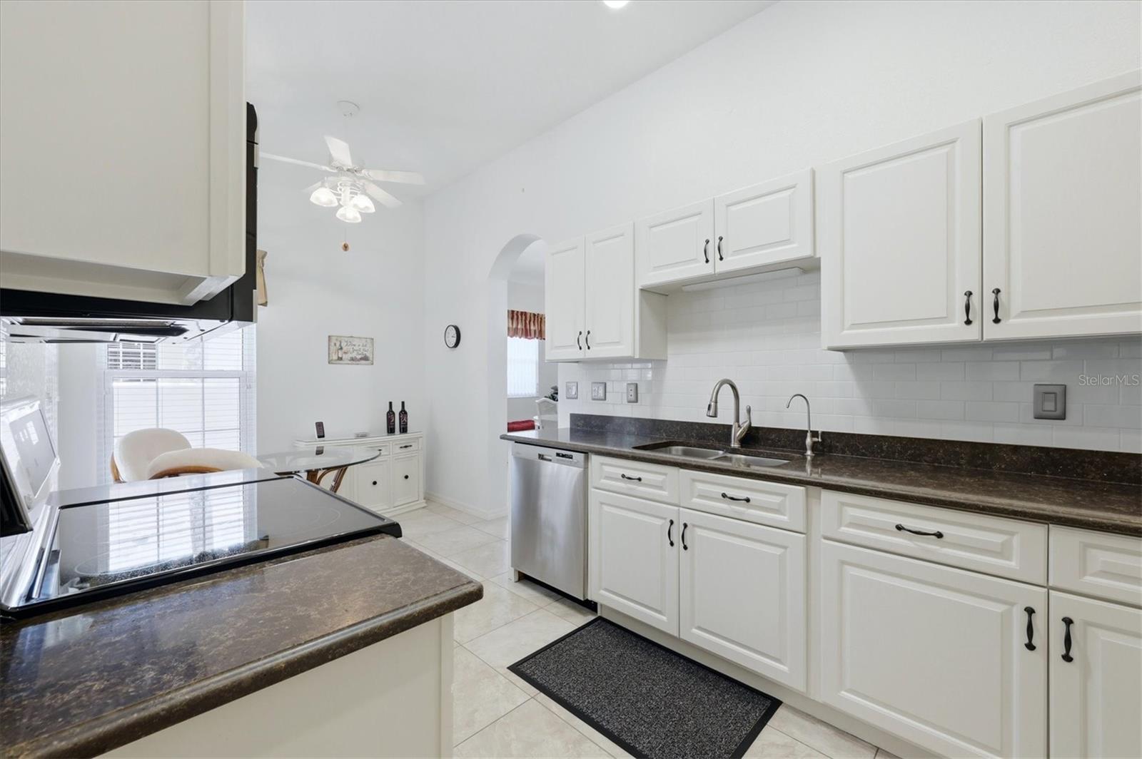 1777 FOUNTAIN VIEW CIR, VENICE, FL, 34292