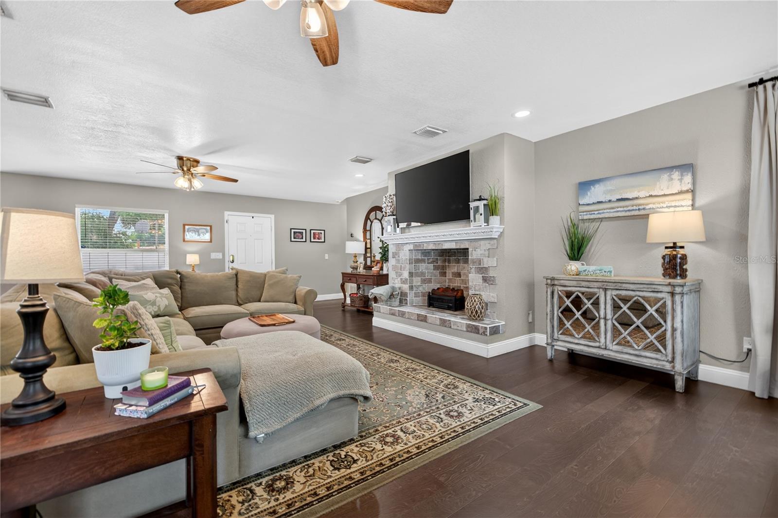 712 S OAKWOOD AVE, BRANDON, FL, 33511