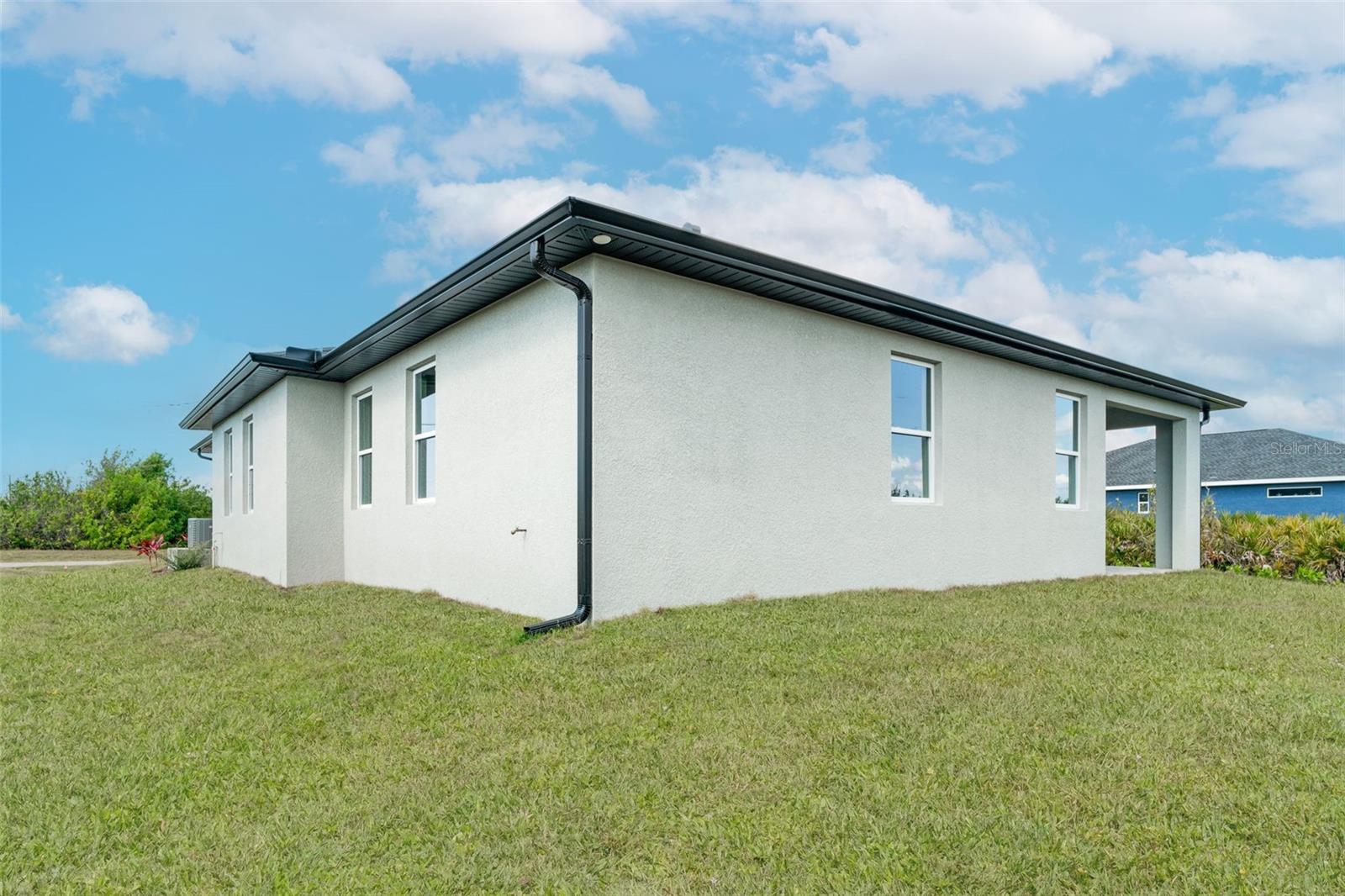 384 BAYTREE DR, ROTONDA WEST, FL, 33947