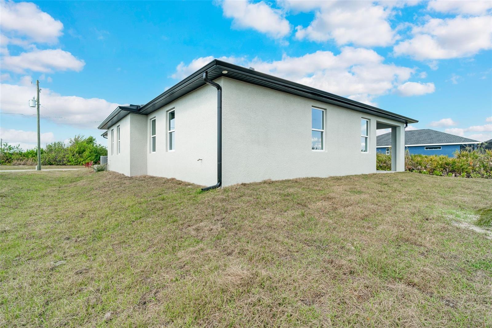 384 BAYTREE DR, ROTONDA WEST, FL, 33947