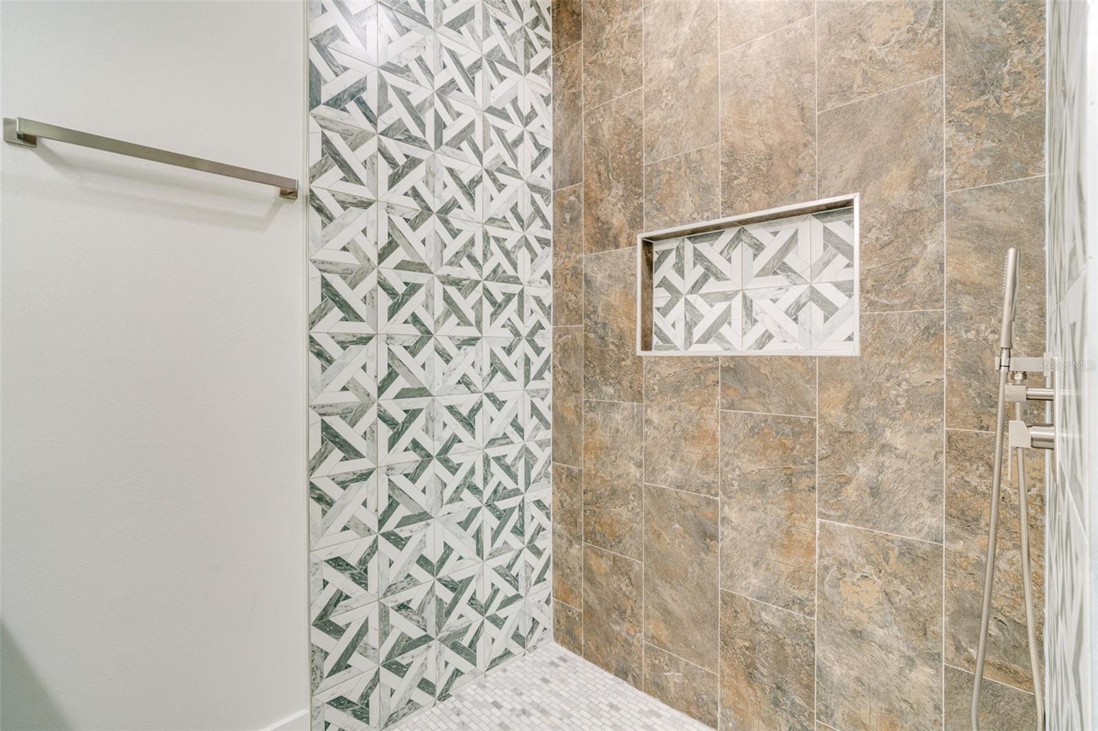 384 BAYTREE DR, ROTONDA WEST, FL, 33947