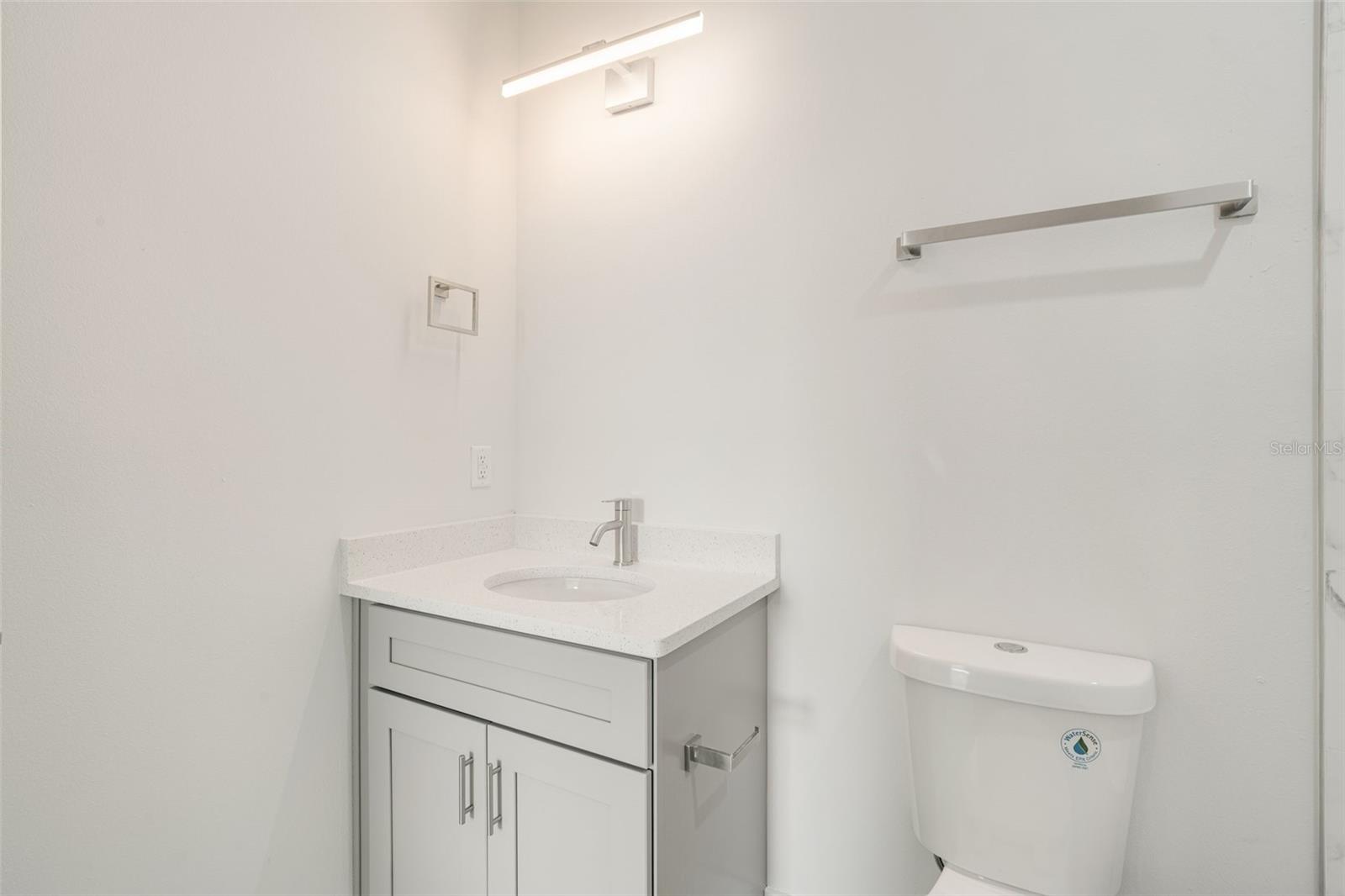 384 BAYTREE DR, ROTONDA WEST, FL, 33947