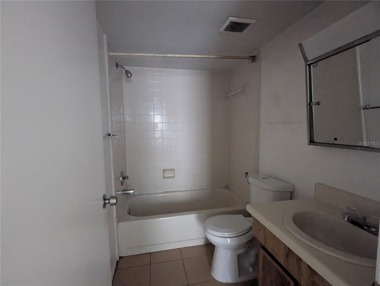 14317 HANGING MOSS CIR #101, TAMPA, FL, 33613