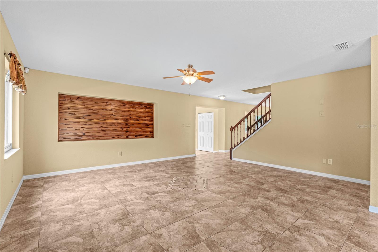 204 EL PINO DR, NEW SMYRNA BEACH, FL, 32168