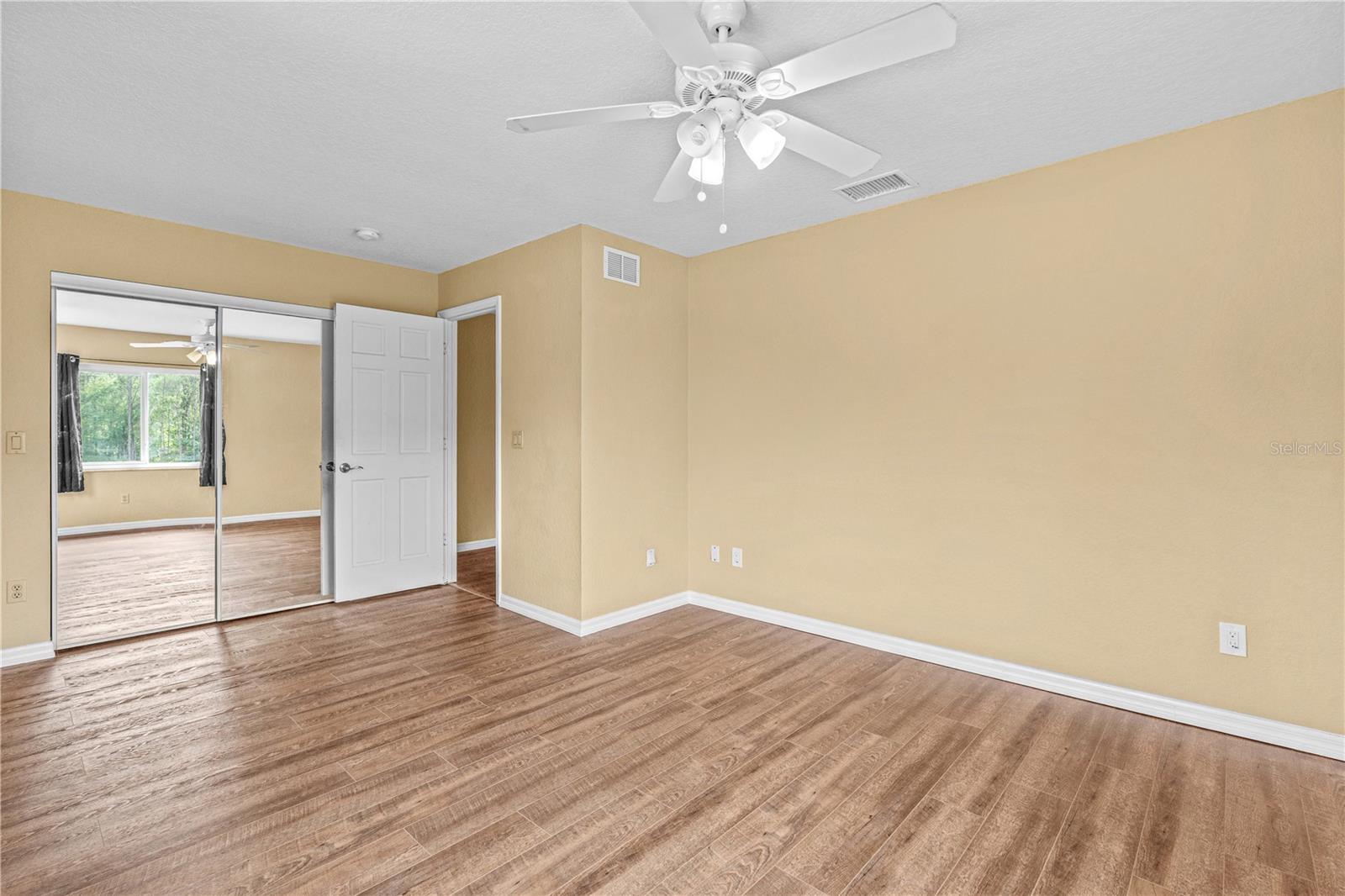 204 EL PINO DR, NEW SMYRNA BEACH, FL, 32168