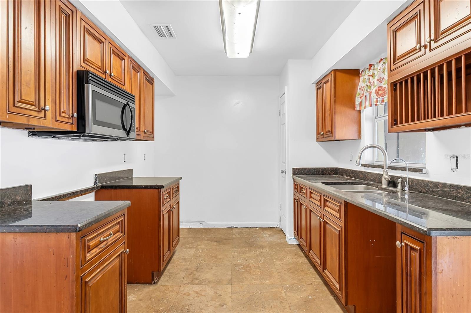 803 CALOOSA TRL, CASSELBERRY, FL, 32707