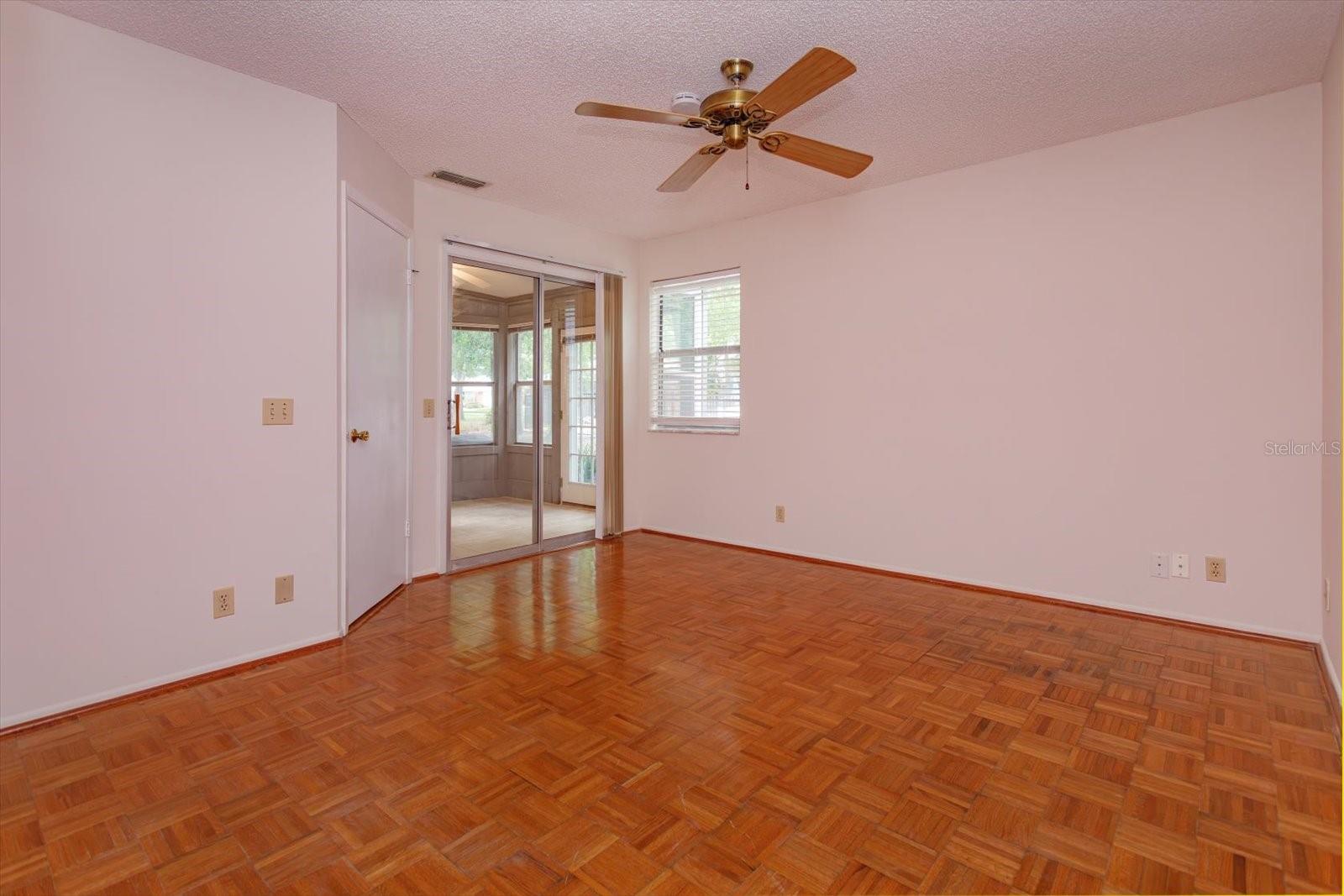 626 RED OAK CIR #106, ALTAMONTE SPRINGS, FL, 32701