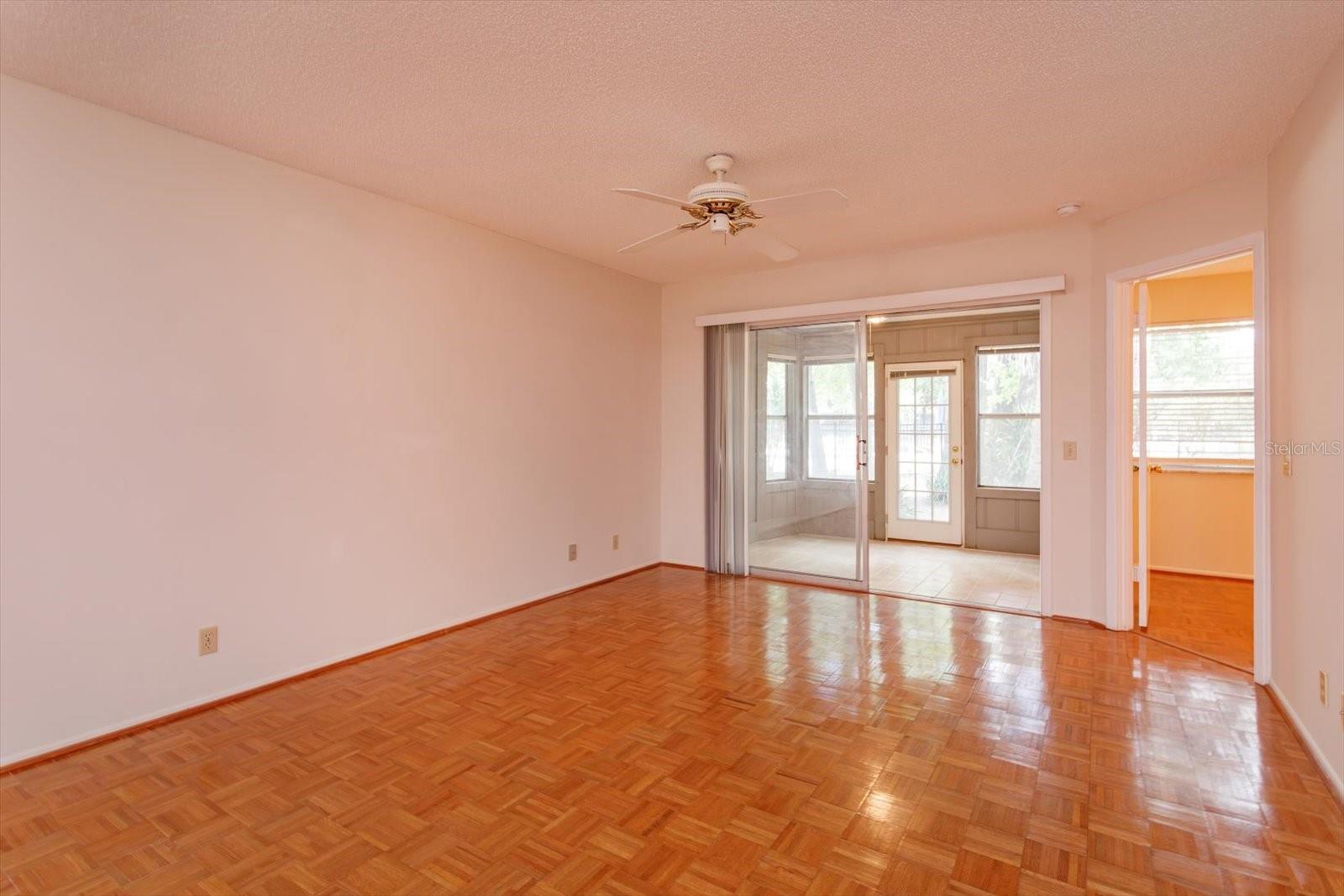 626 RED OAK CIR #106, ALTAMONTE SPRINGS, FL, 32701
