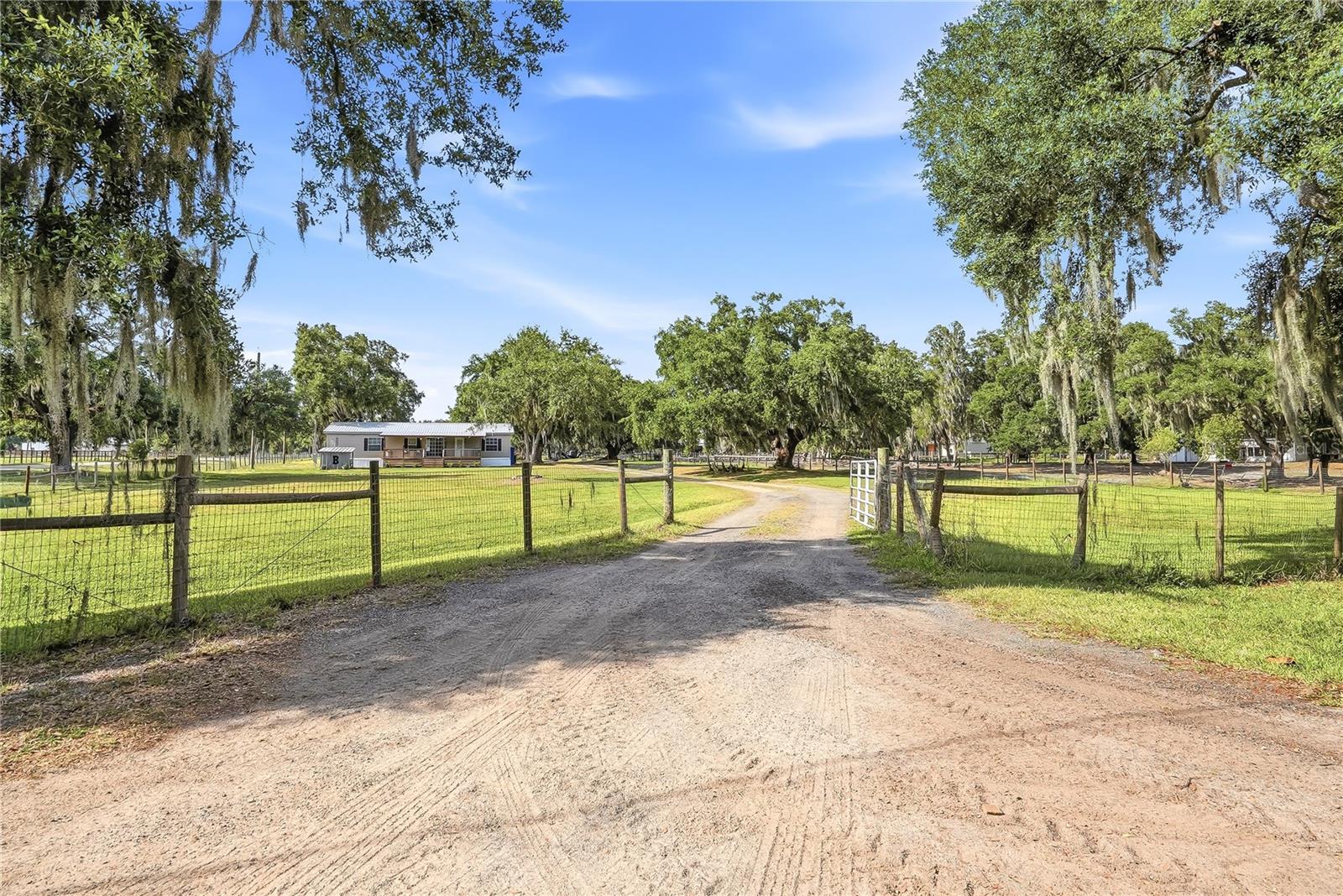 3416 PORTER RD, LITHIA, FL, 33547