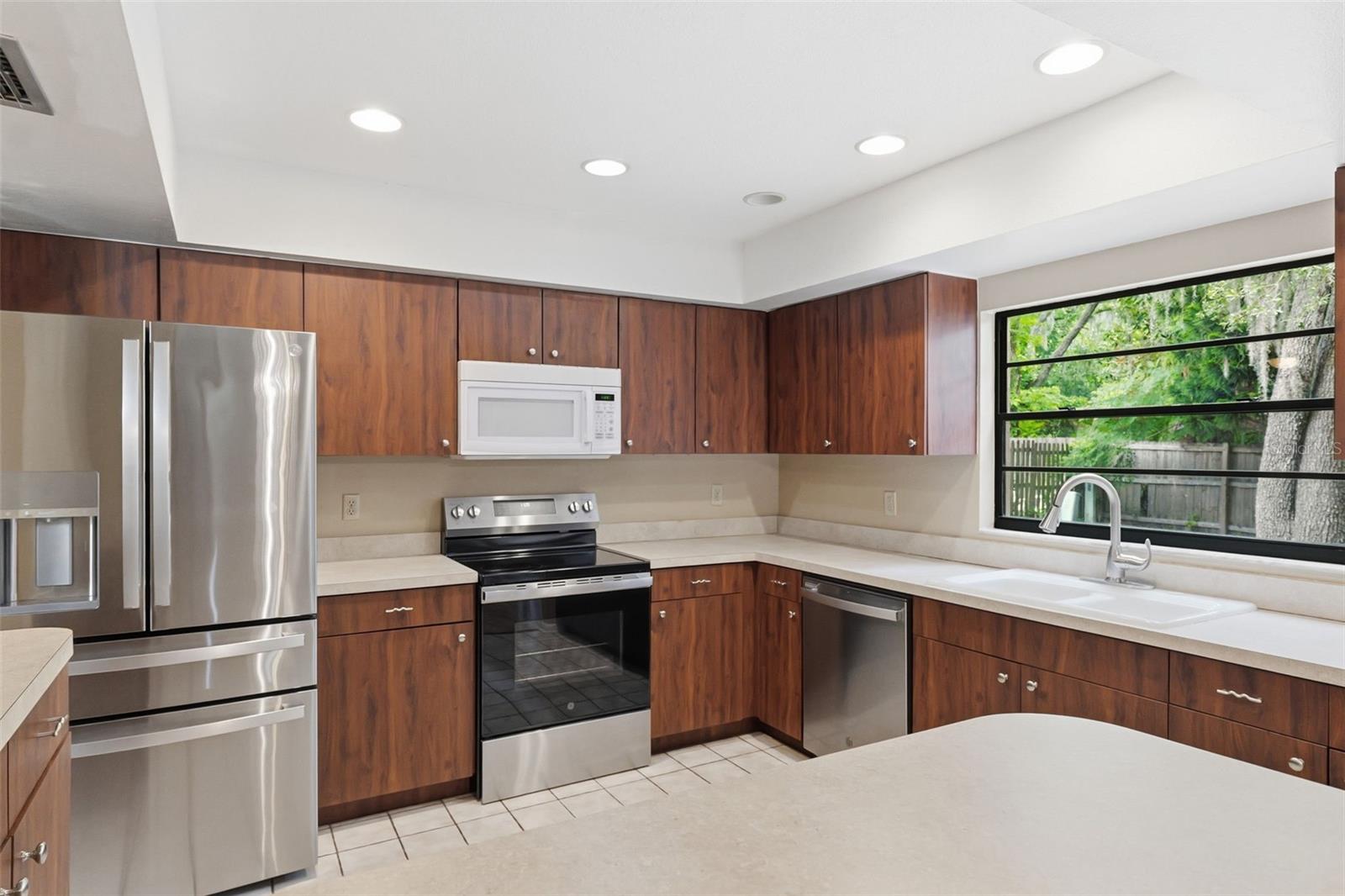 14728 TALL TREE DR, LUTZ, FL, 33559
