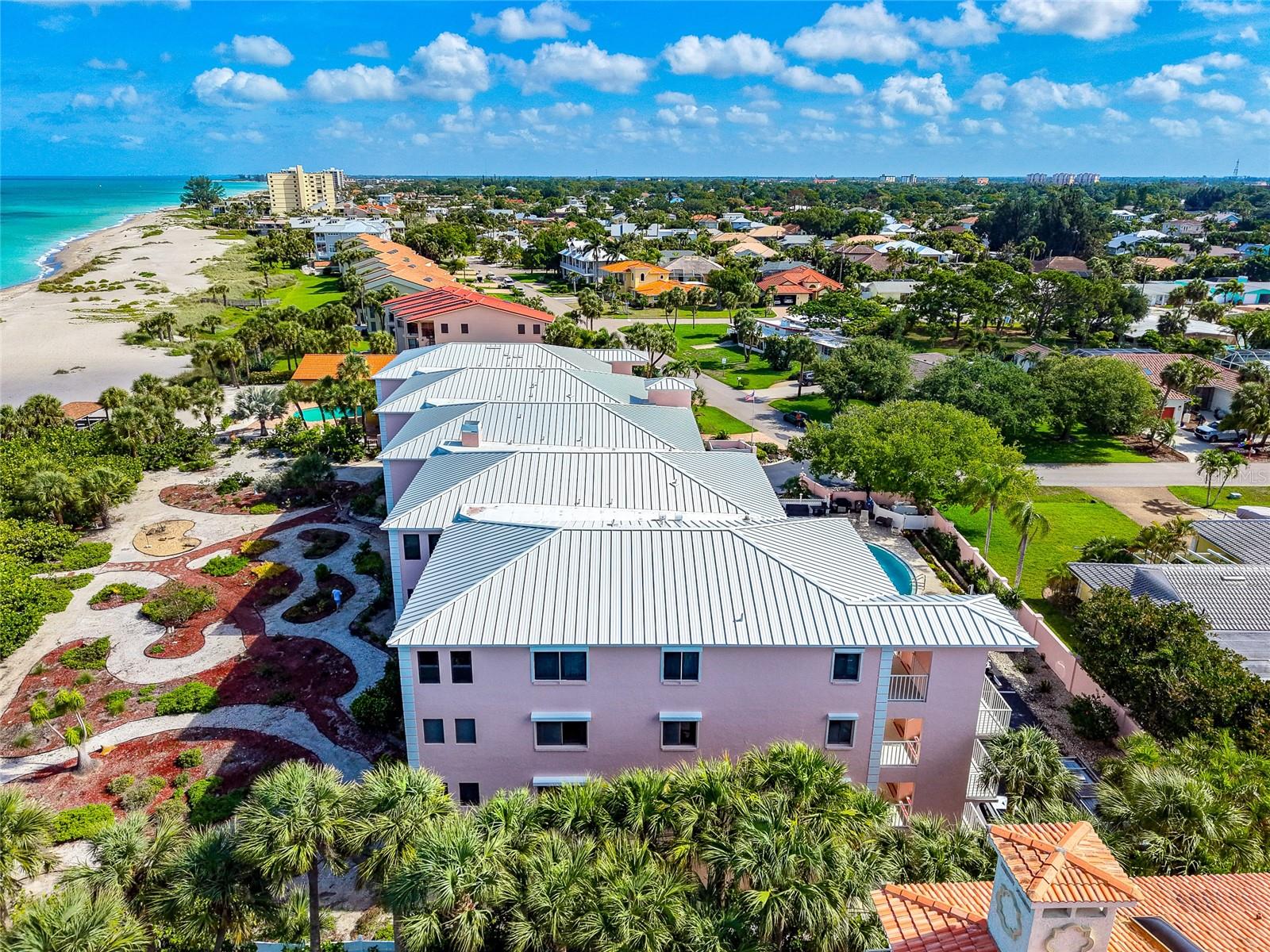 910 GOLDEN BEACH BLVD #202, VENICE, FL, 34285