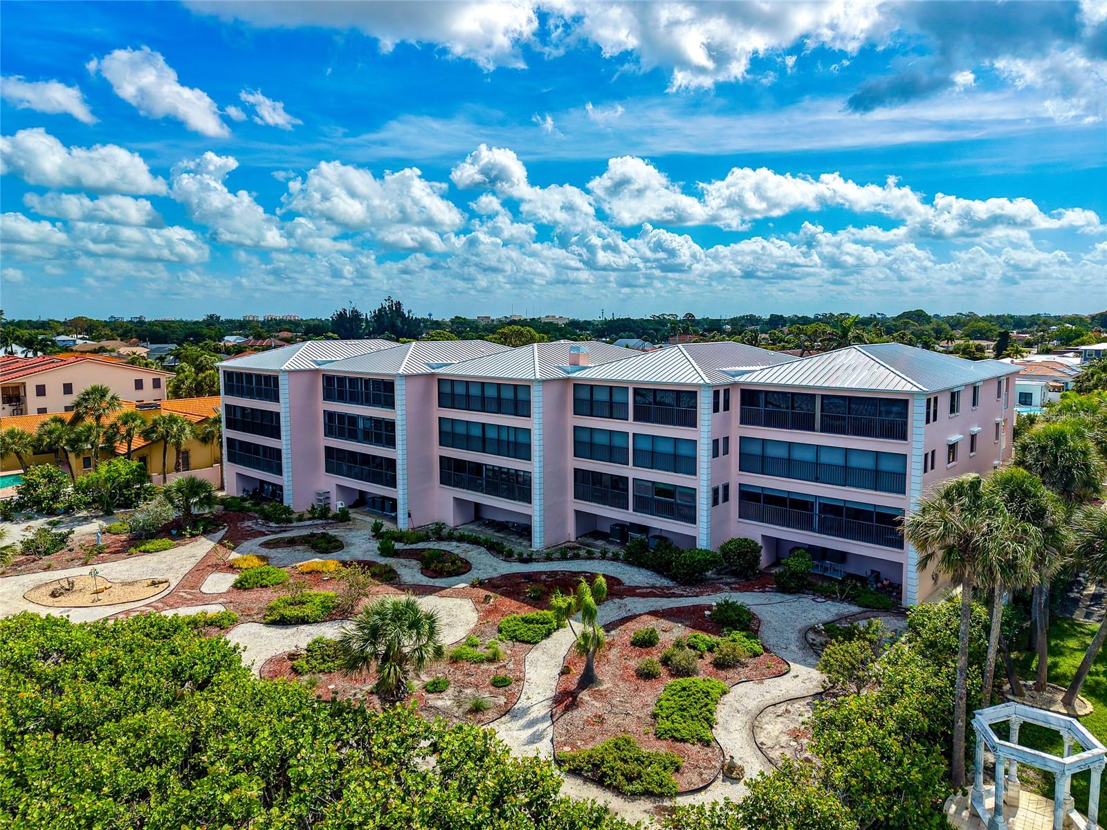910 GOLDEN BEACH BLVD #202, VENICE, FL, 34285