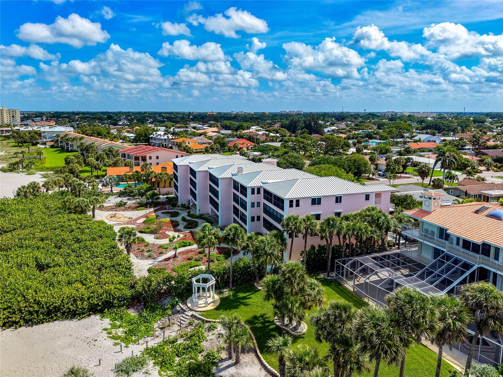 910 GOLDEN BEACH BLVD #202, VENICE, FL, 34285
