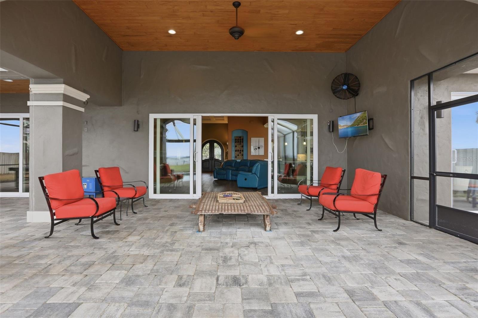 16401 E SHIRLEY SHORES RD, TAVARES, FL, 32778